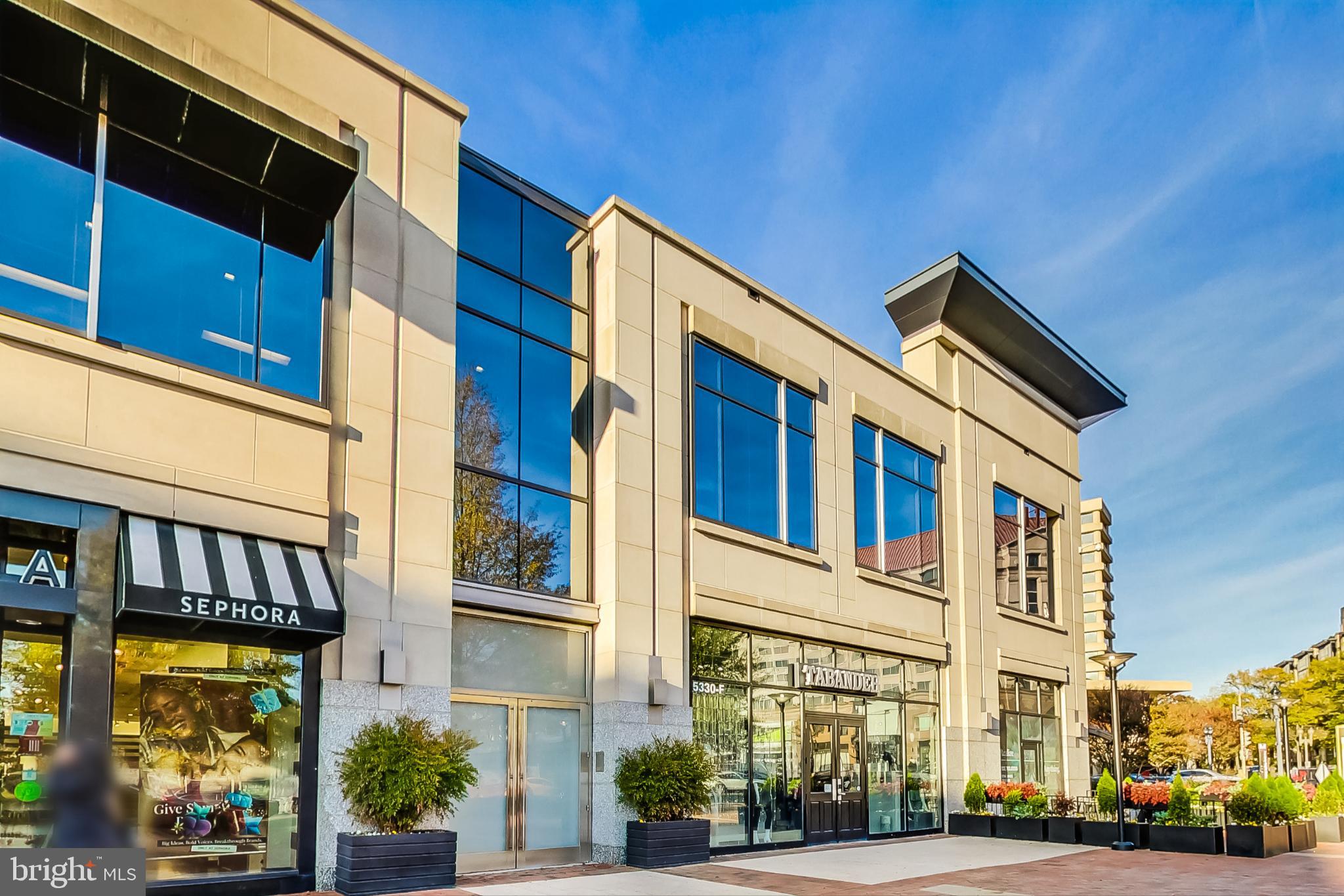 WILLOUGHBY OF CHEVY CHASE - Residential