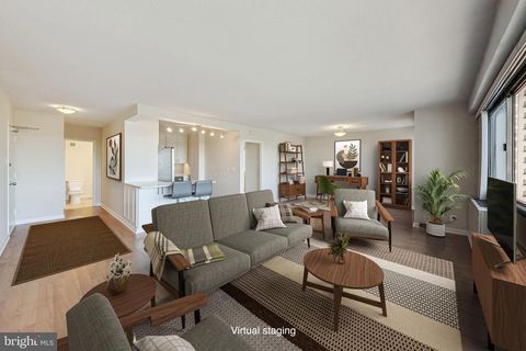 Photo of 4515 Willard Avenue #1701S, Chevy Chase, MD 20815 (MLS # MDMC2112044)