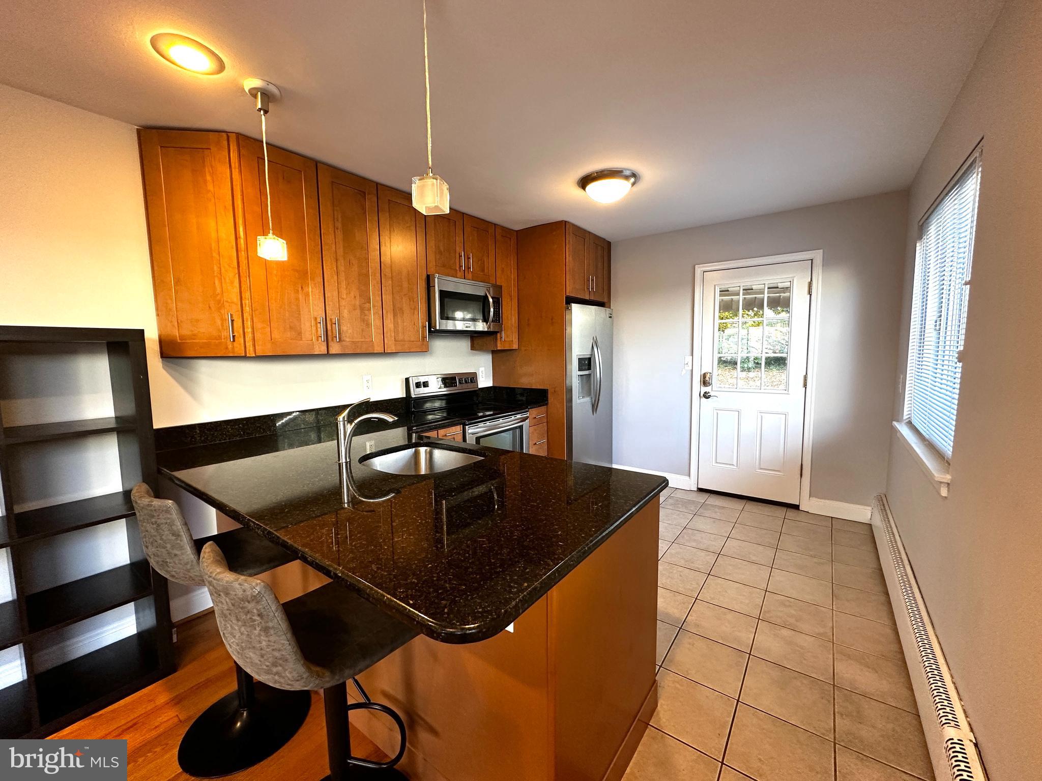 ARLINGTON VILLAGE - Residential Lease