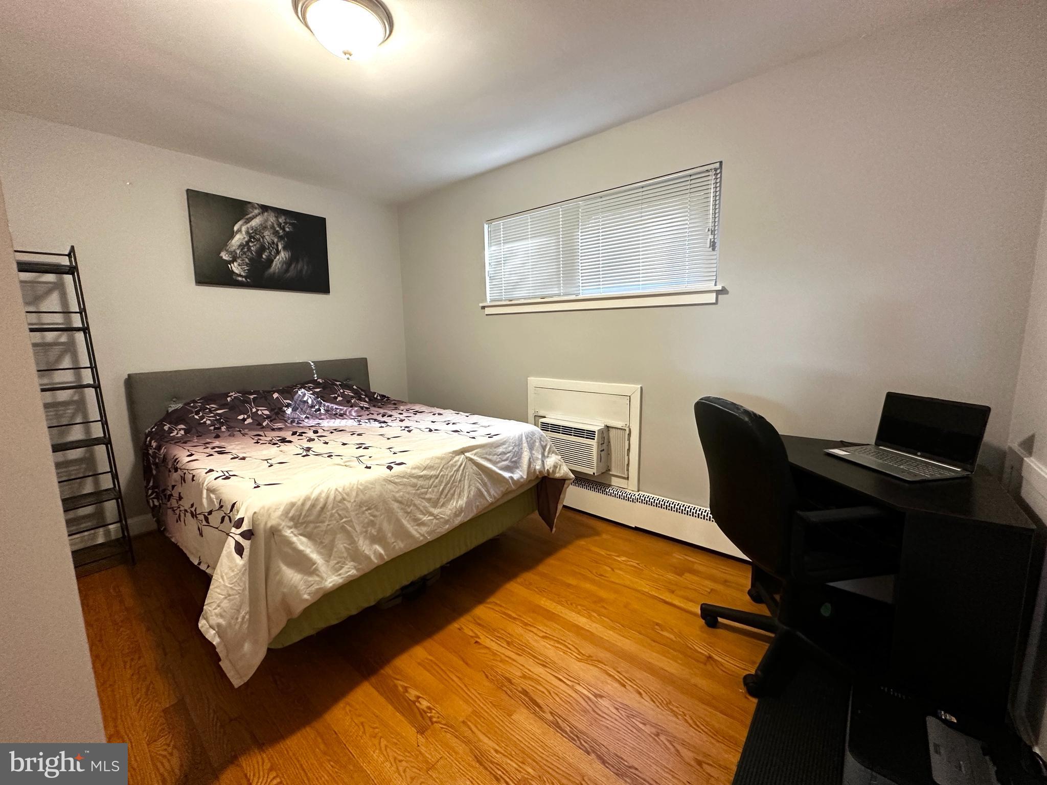 ARLINGTON VILLAGE - Residential Lease