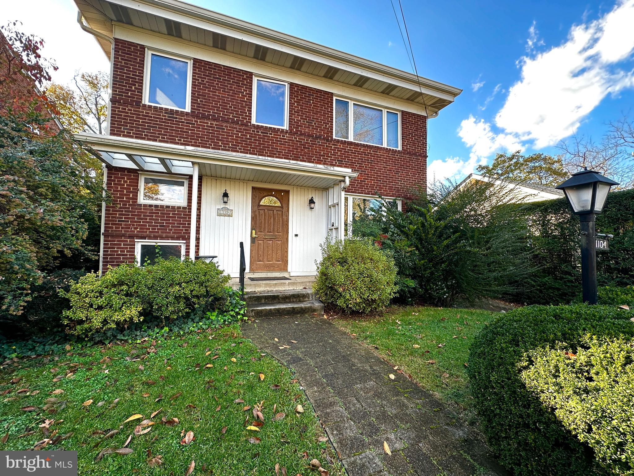 ARLINGTON VILLAGE - Residential Lease