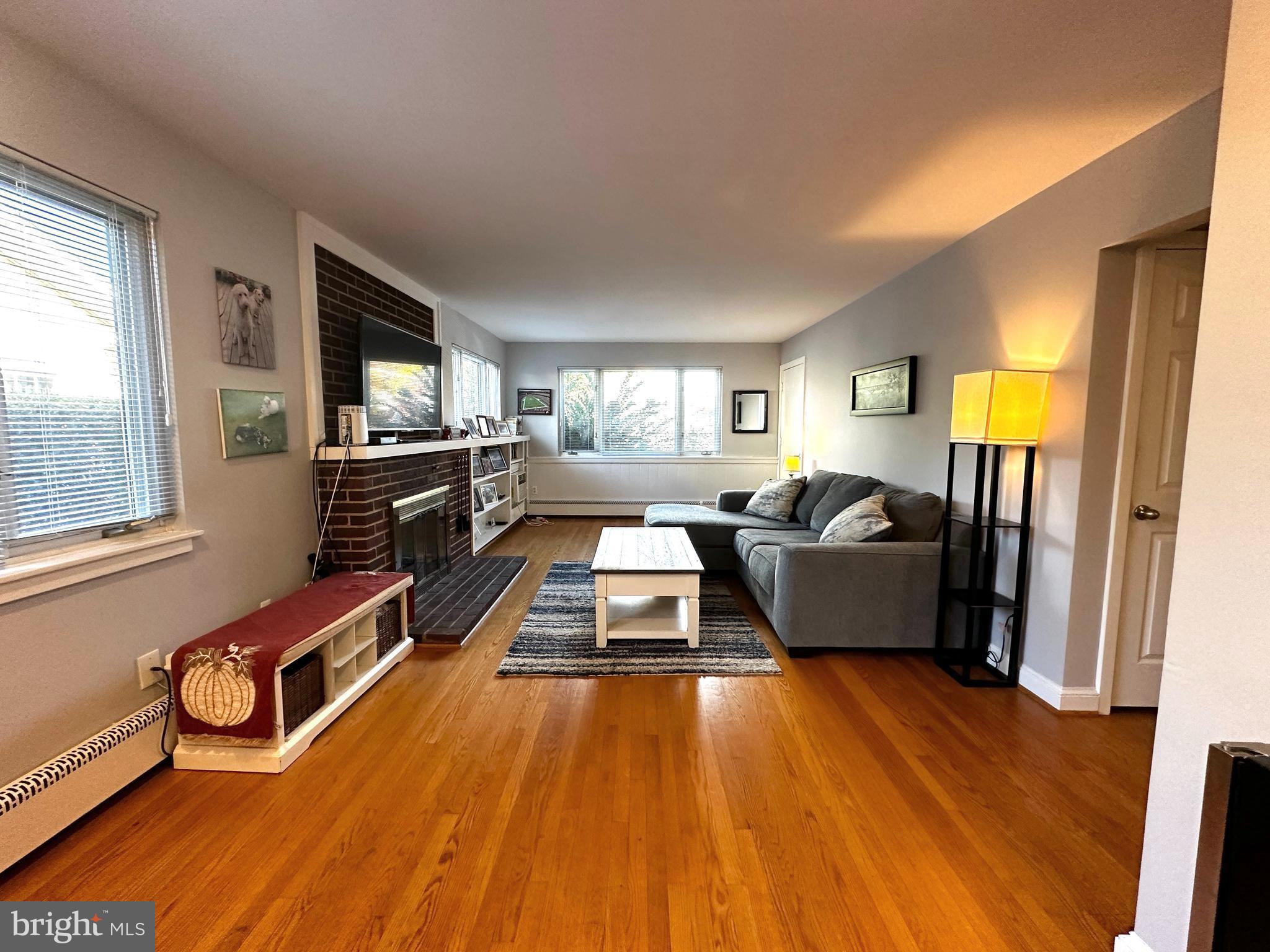 ARLINGTON VILLAGE - Residential Lease