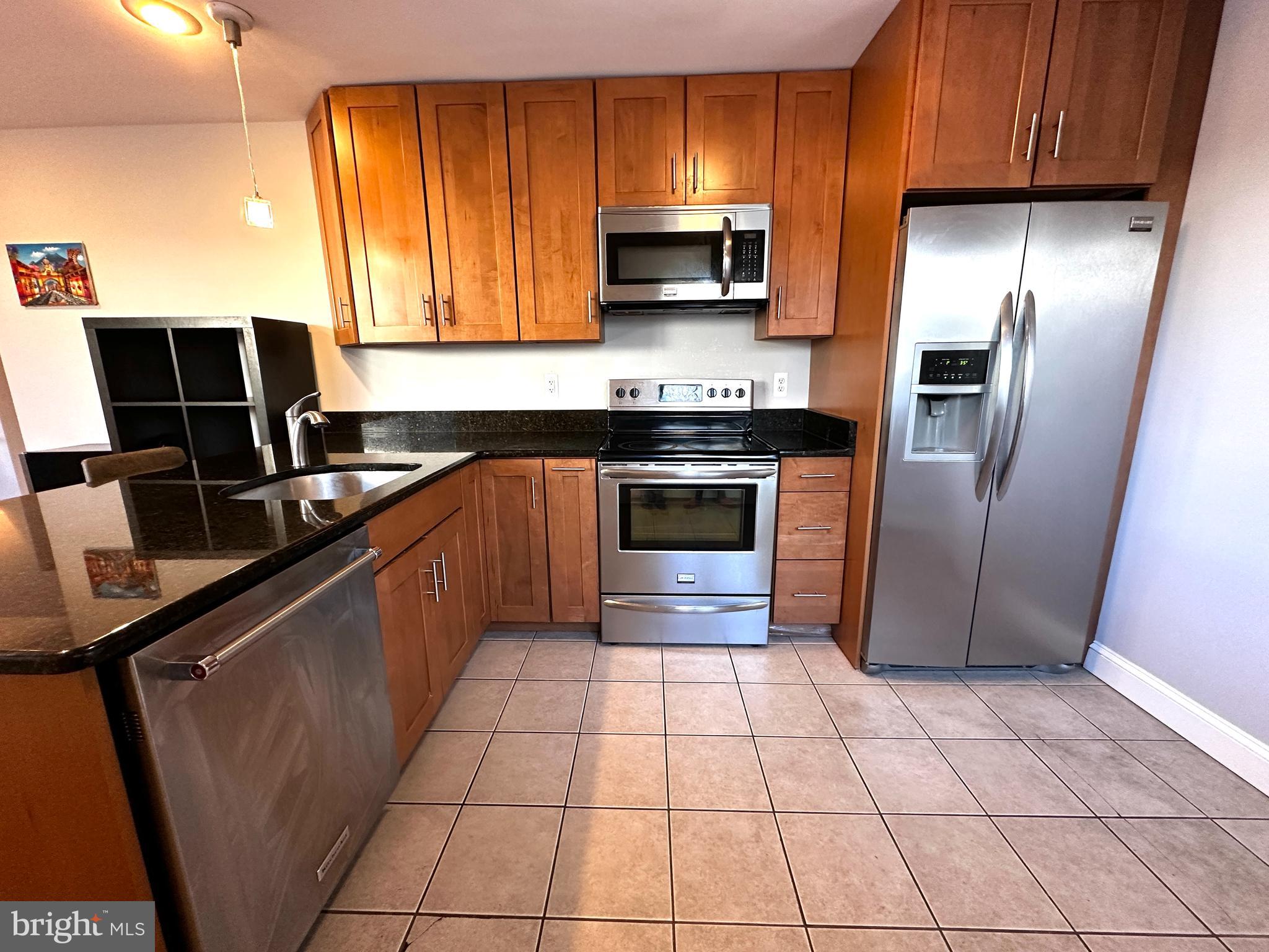 ARLINGTON VILLAGE - Residential Lease