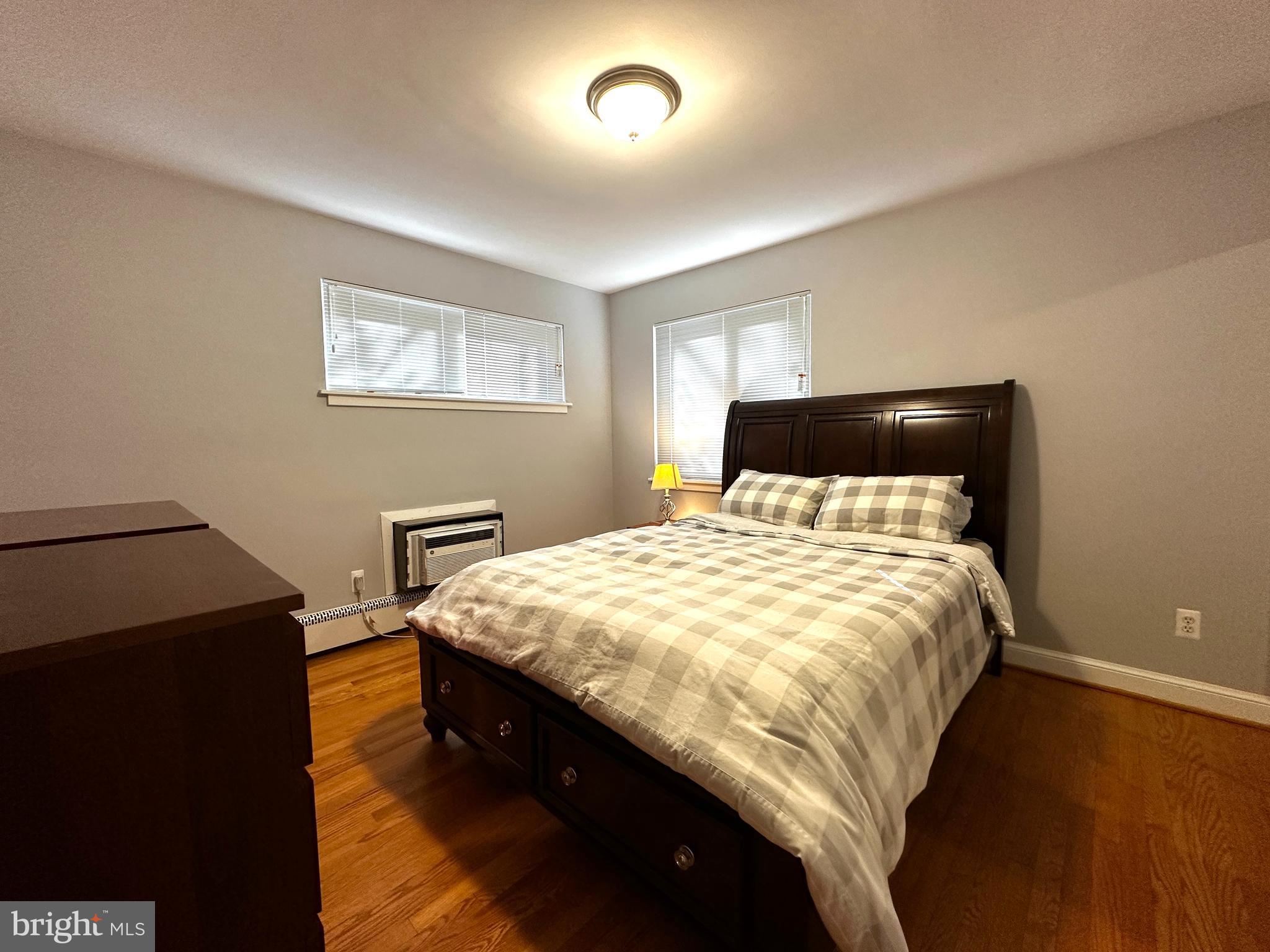 ARLINGTON VILLAGE - Residential Lease