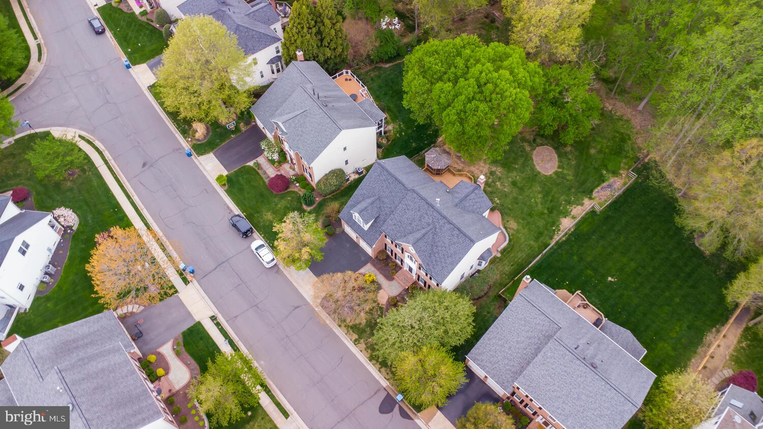 47265 MIDDLE BLUFF PLACE