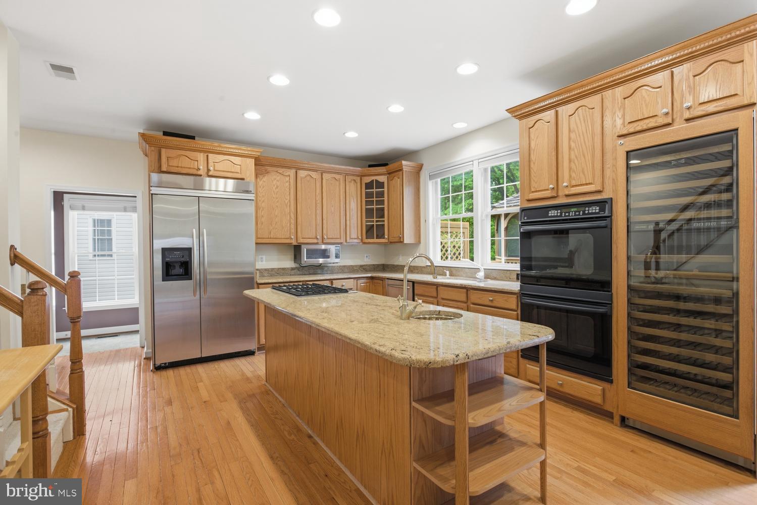 47265 MIDDLE BLUFF PLACE