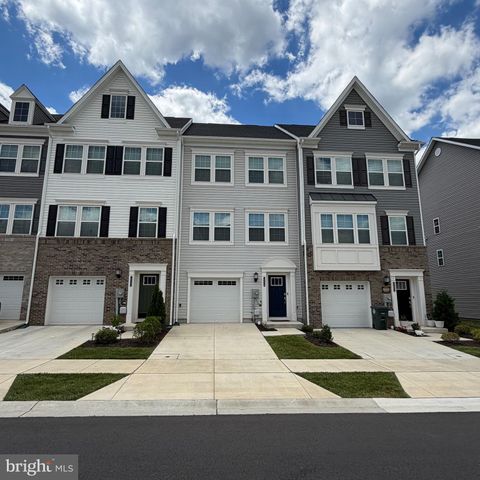 Townhouse For Rent - 1235 Greylock Lane<br/> Frederick County, FREDERICK, MD 21702