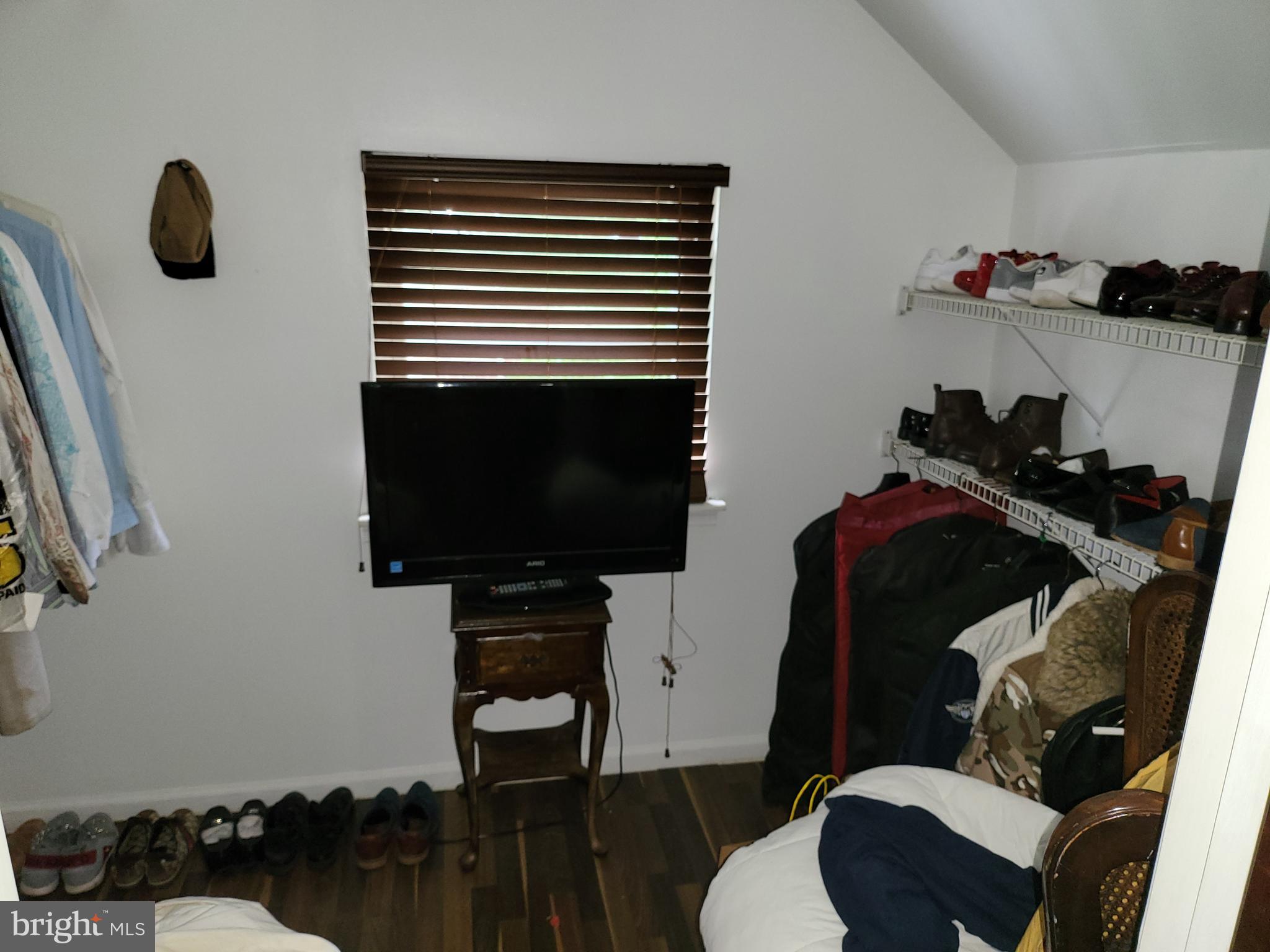 HILLTOP ACRES - Residential