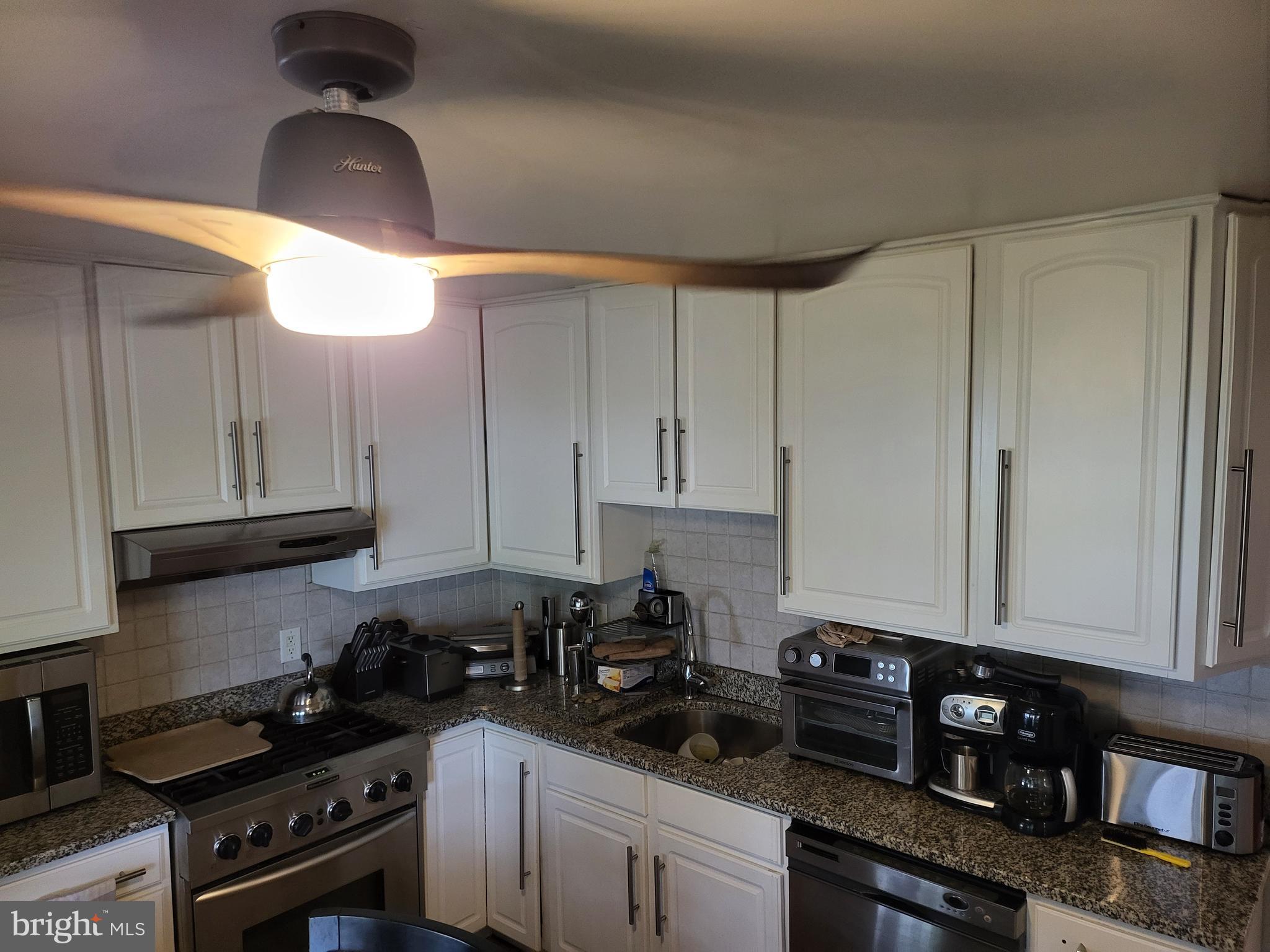 HILLTOP ACRES - Residential