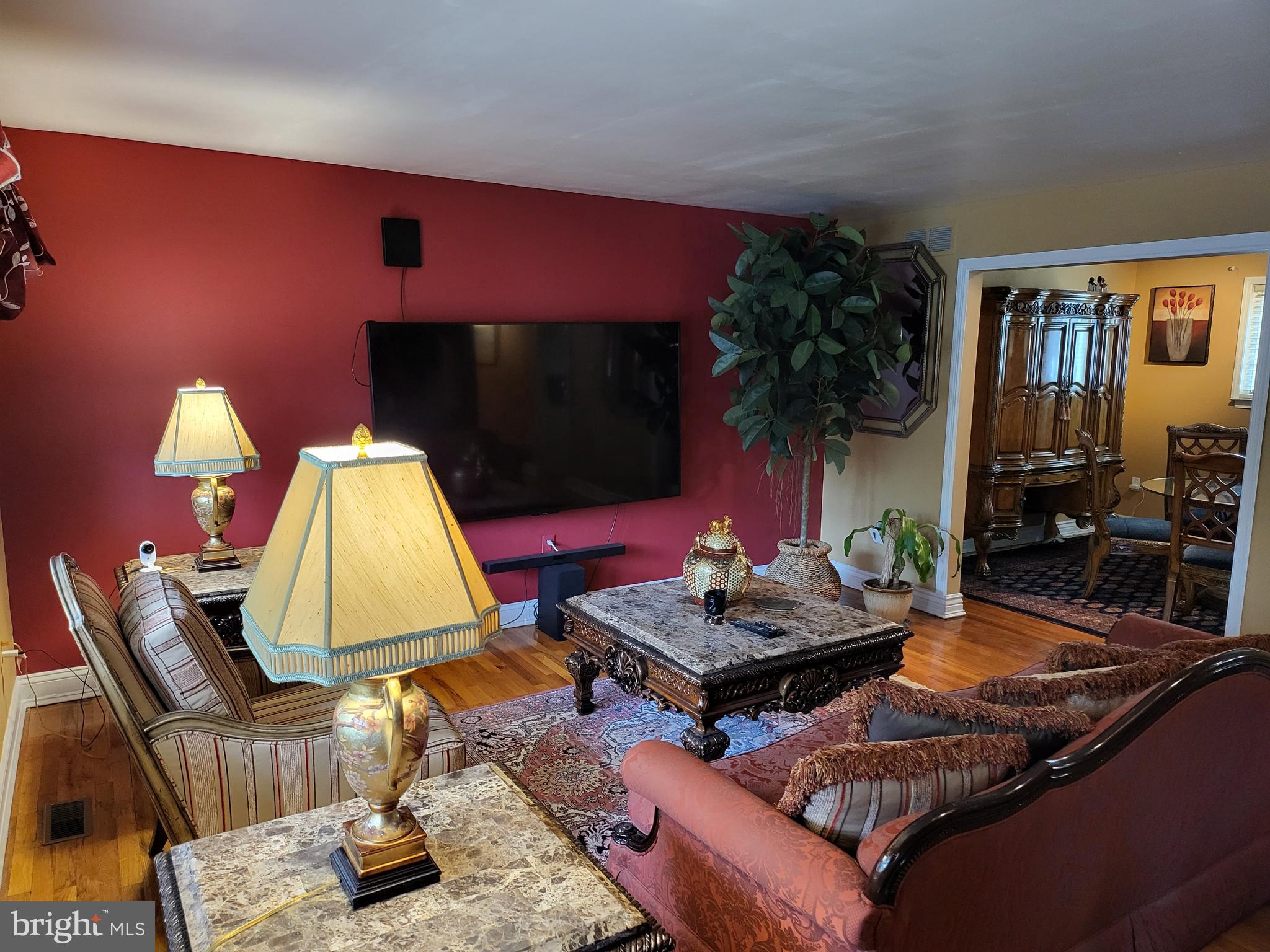 HILLTOP ACRES - Residential