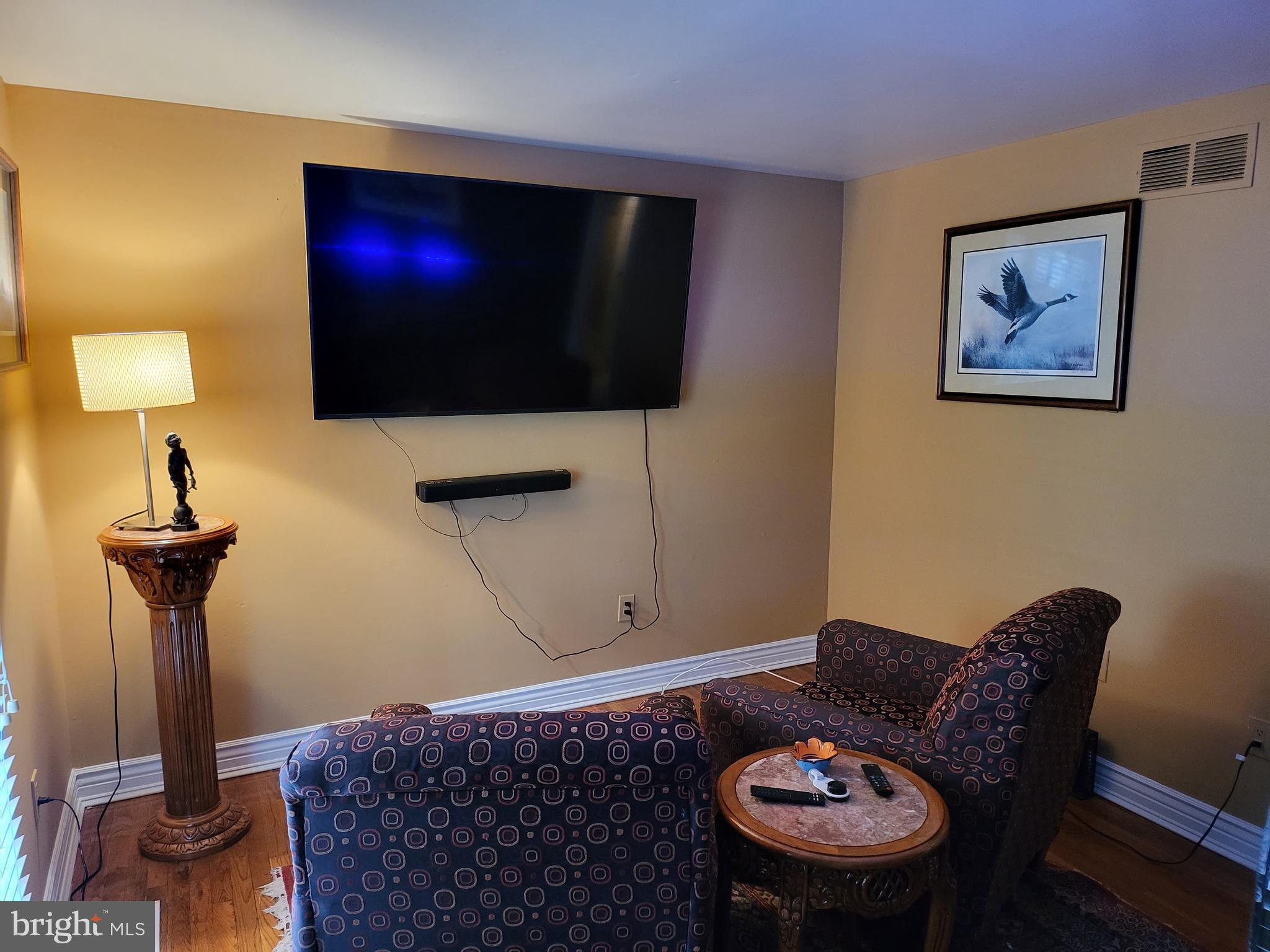 HILLTOP ACRES - Residential