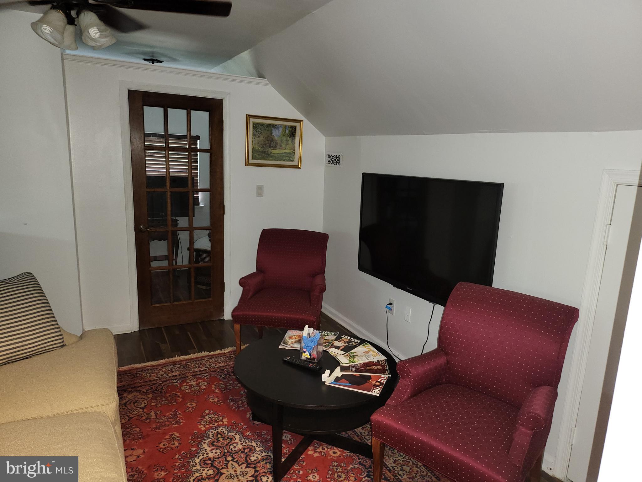 HILLTOP ACRES - Residential