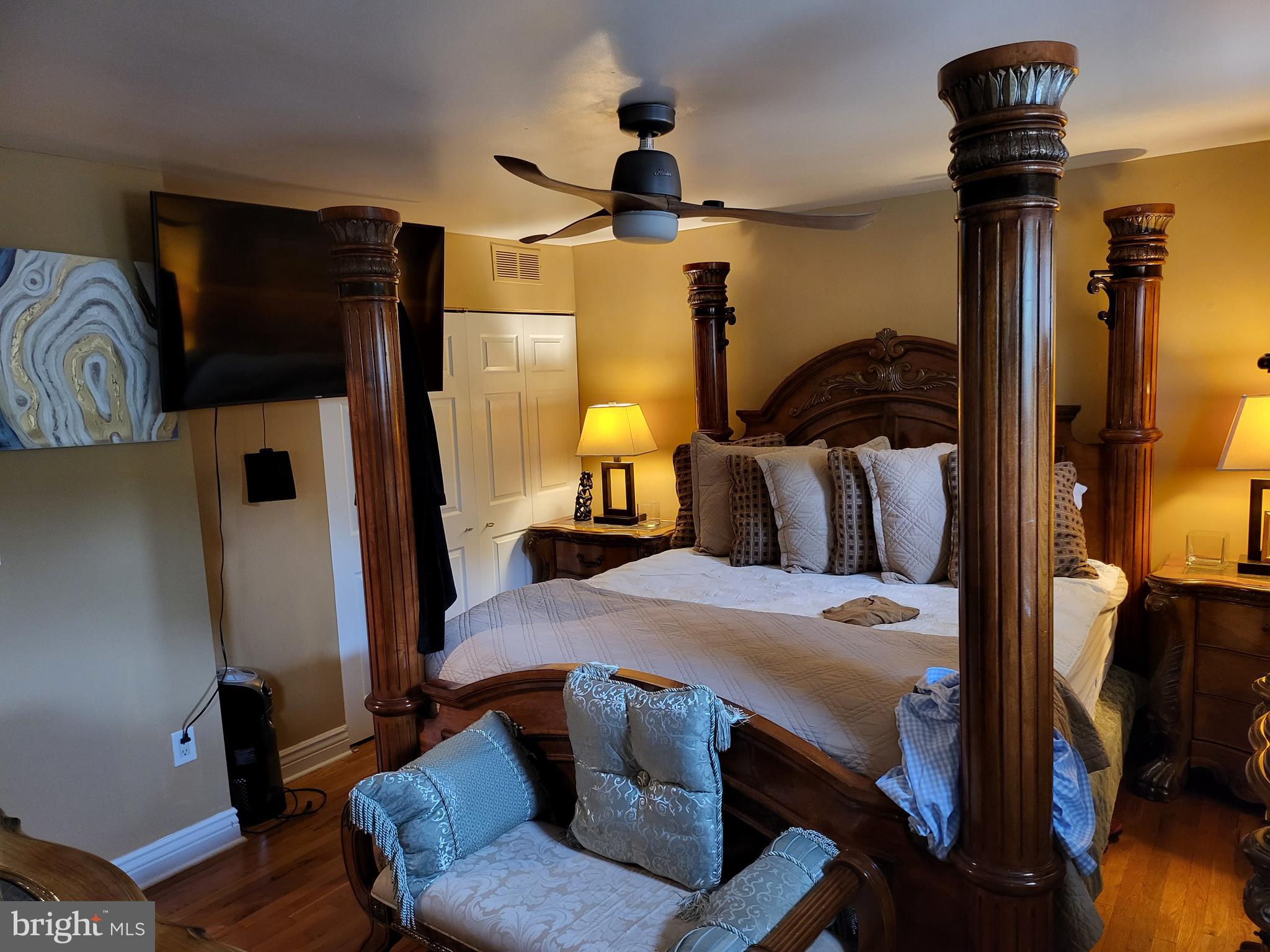 HILLTOP ACRES - Residential