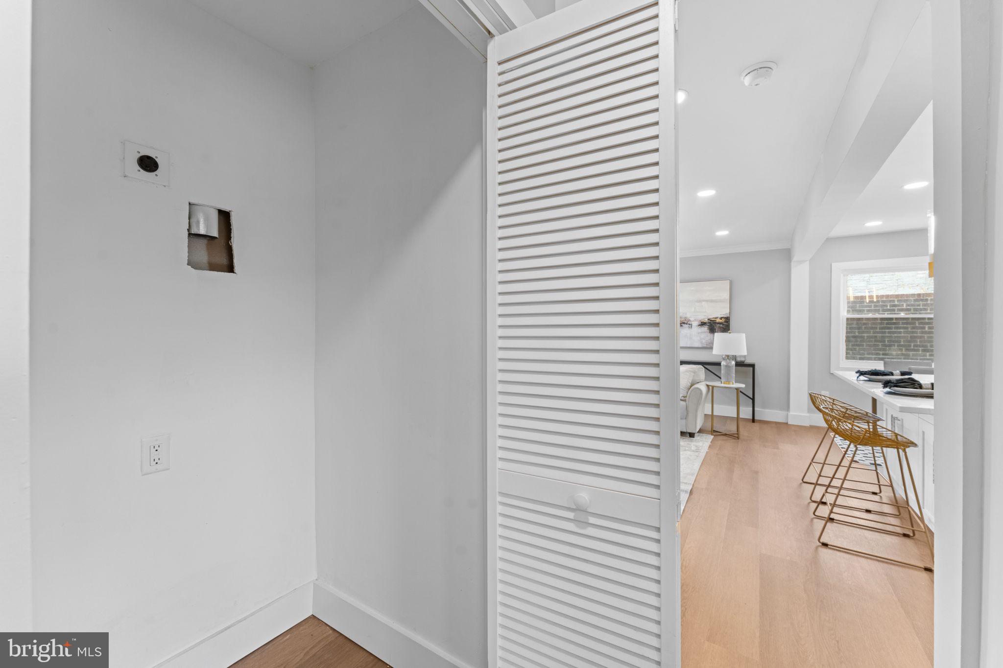 SPRINGFIELD ESTATES - Residential