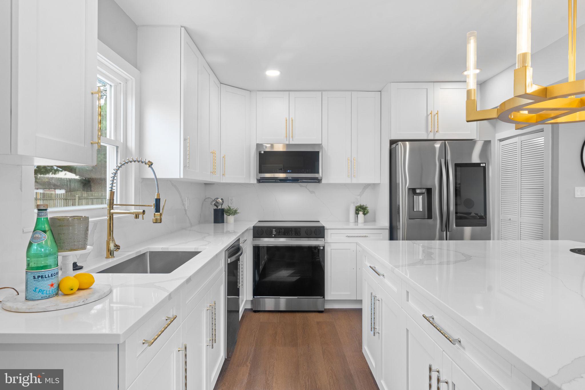 SPRINGFIELD ESTATES - Residential