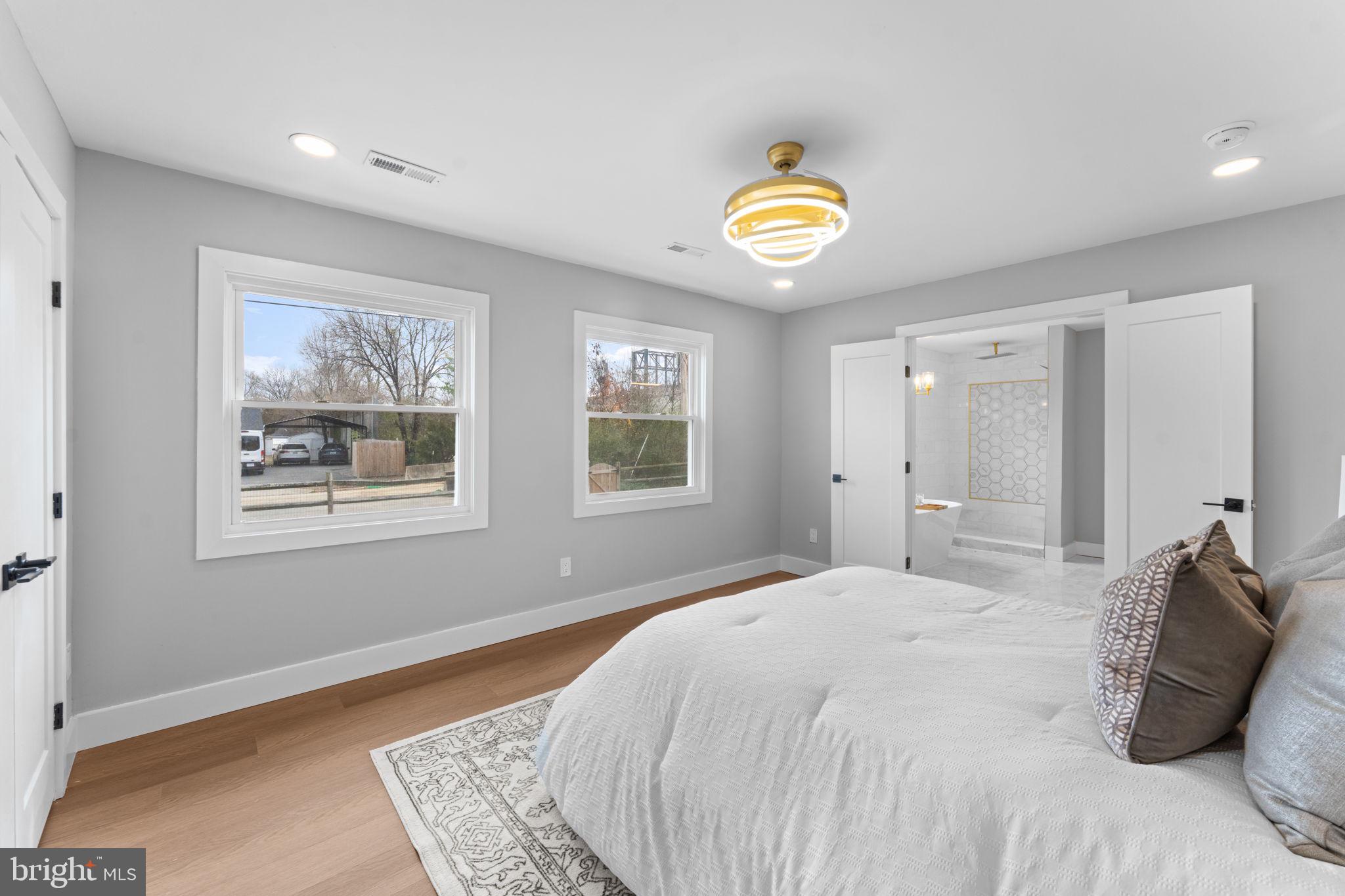 SPRINGFIELD ESTATES - Residential