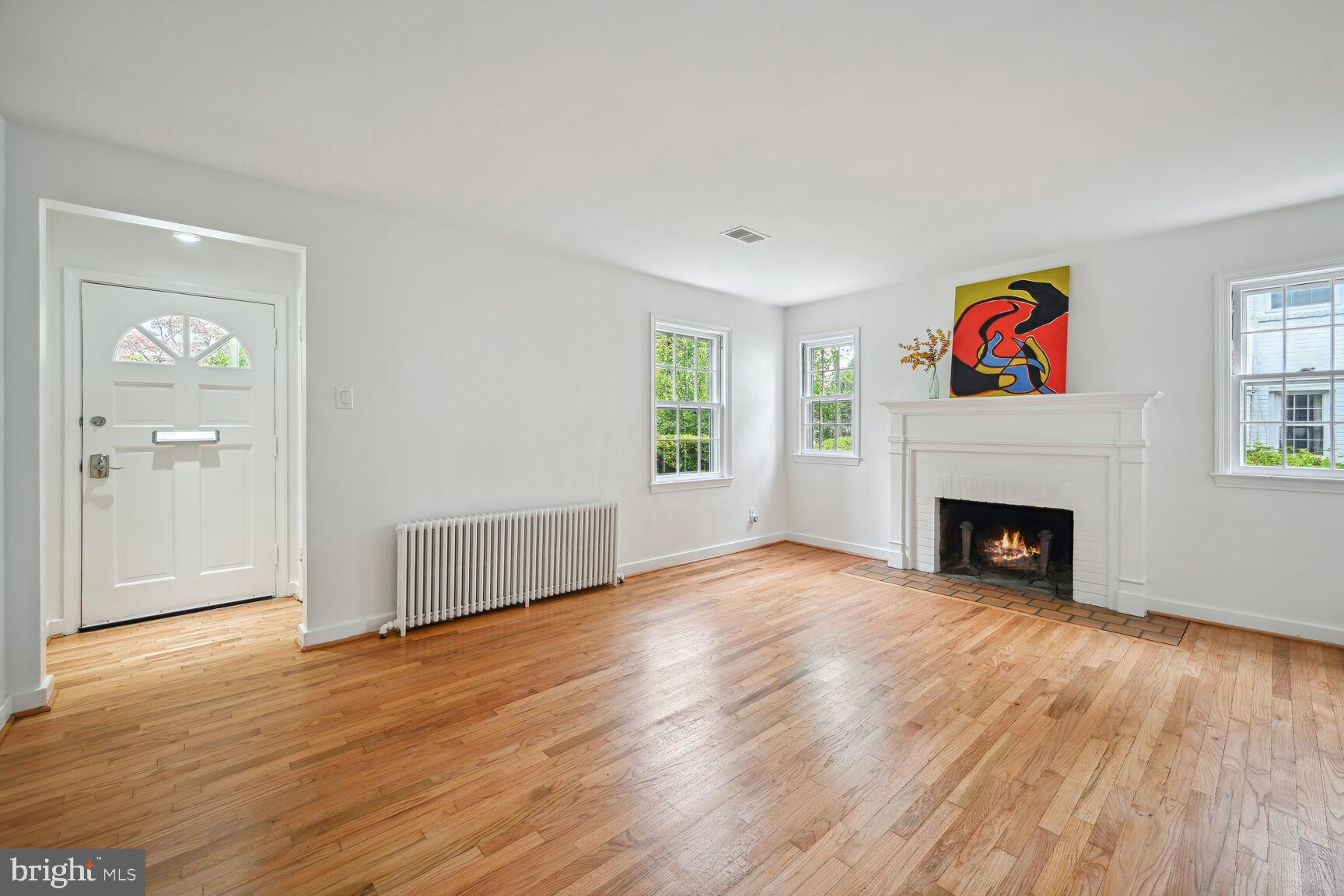 ALTA VISTA - Residential