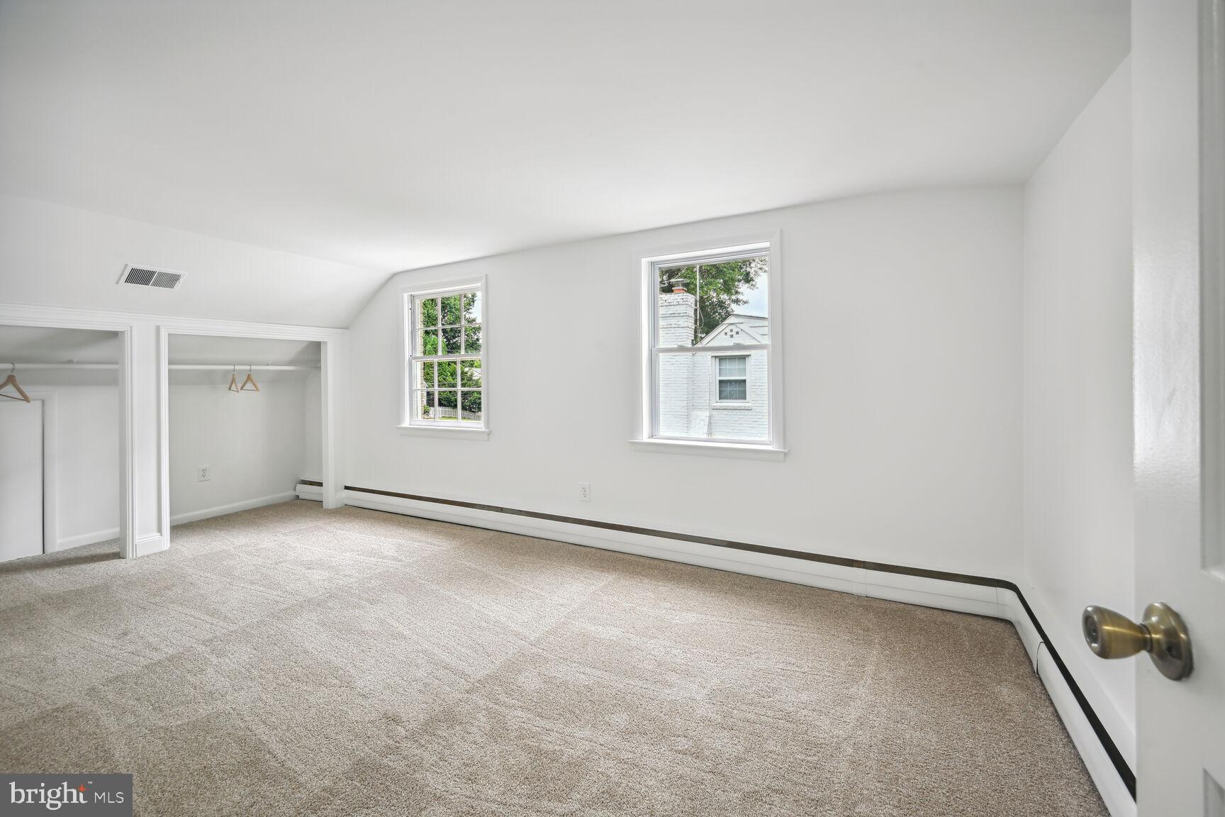 ALTA VISTA - Residential