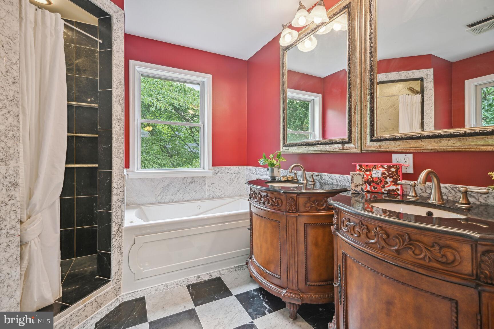 ALTA VISTA - Residential