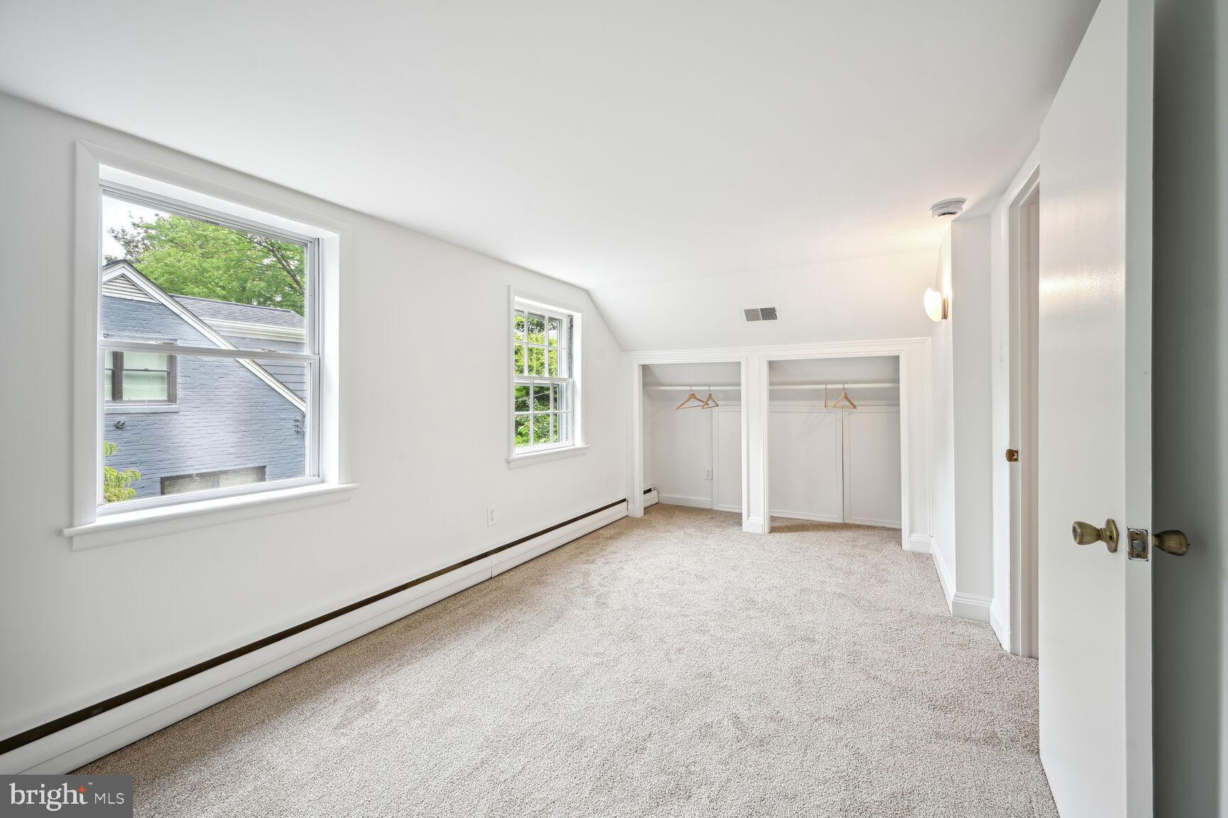 ALTA VISTA - Residential