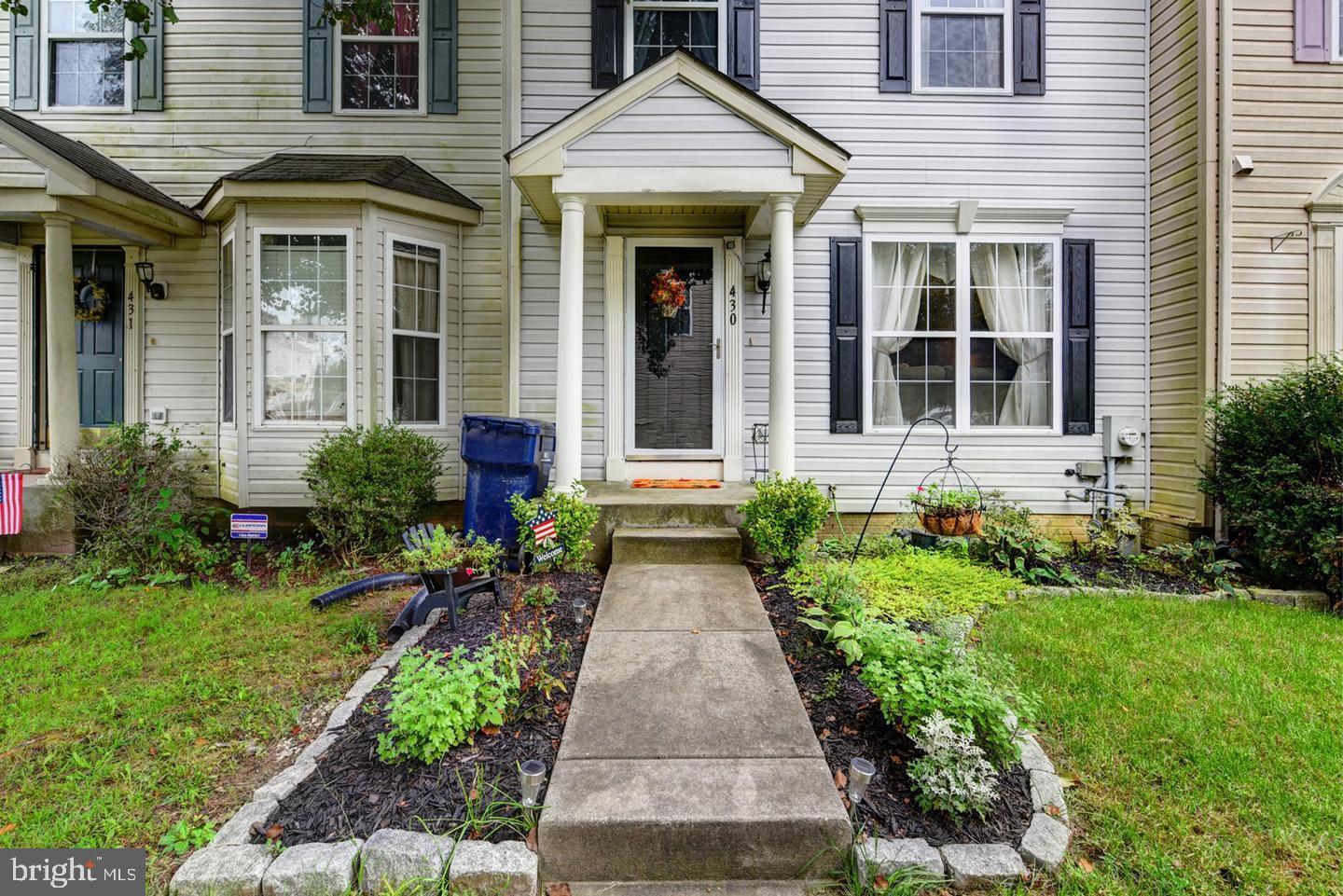 BUTTONWOODS - Residential