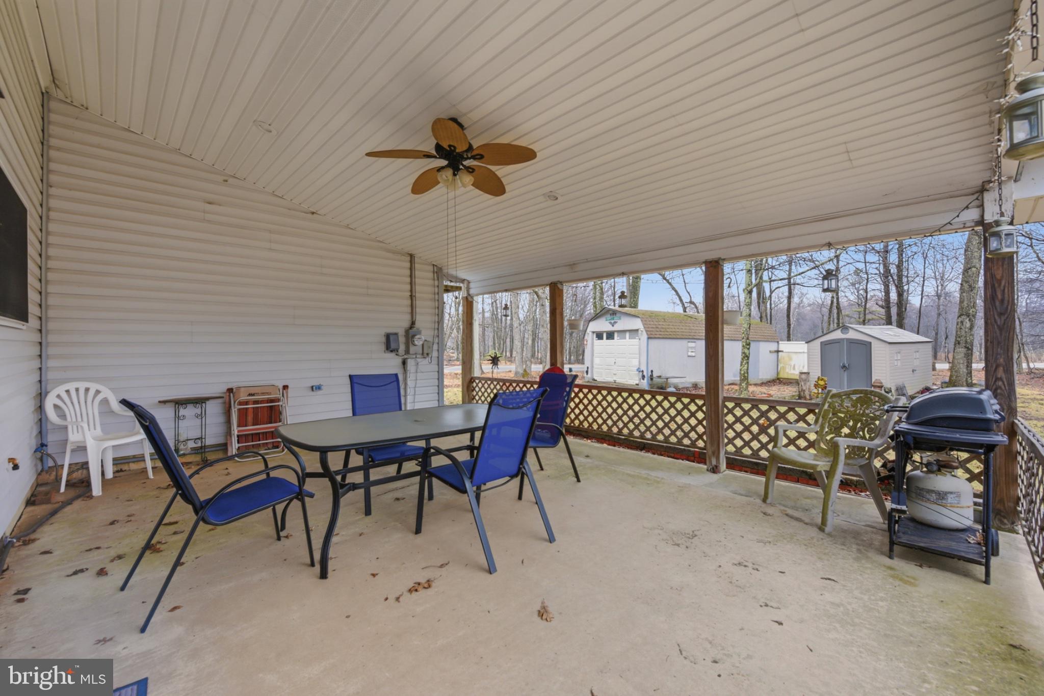 TOWAMENSING TRAILS - Residential