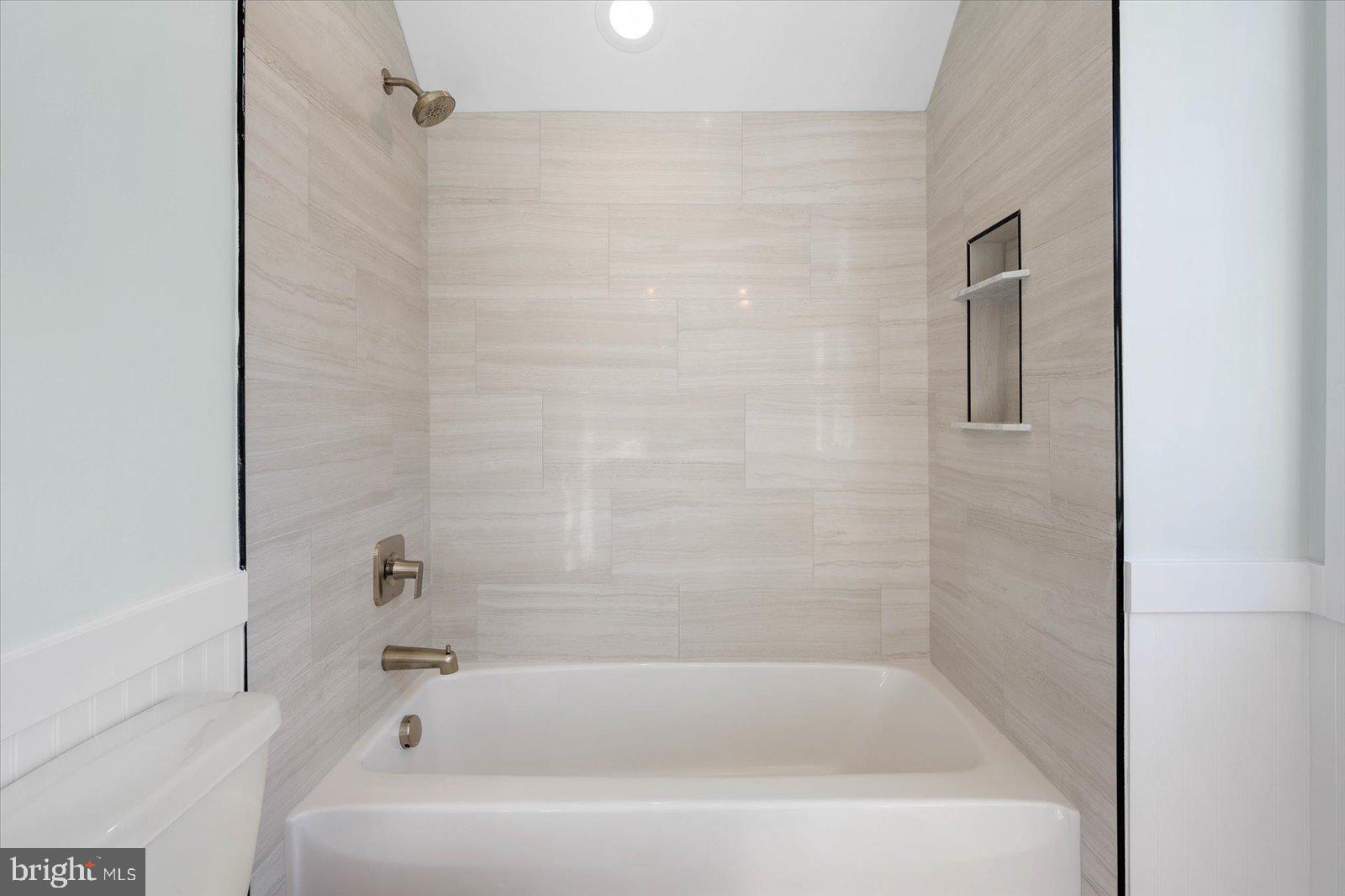 CAPE ISLE OF WIGHT - Residential