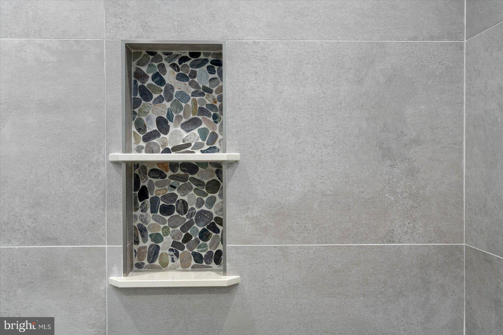 CAPE ISLE OF WIGHT - Residential