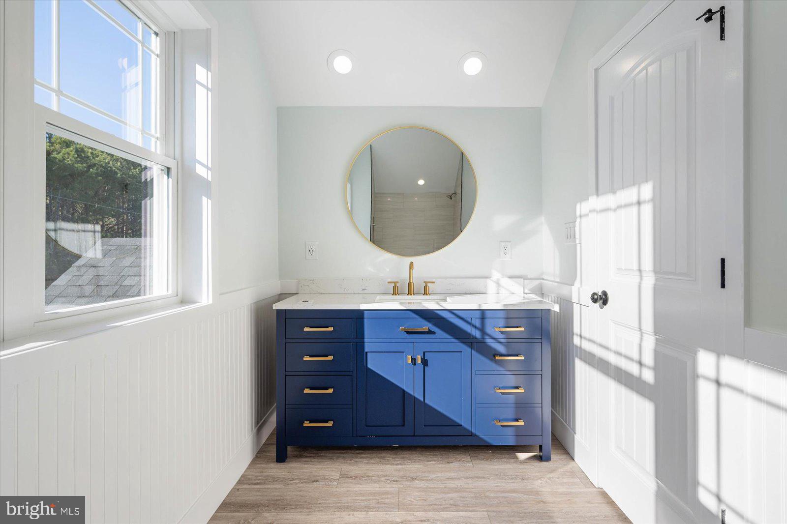 CAPE ISLE OF WIGHT - Residential