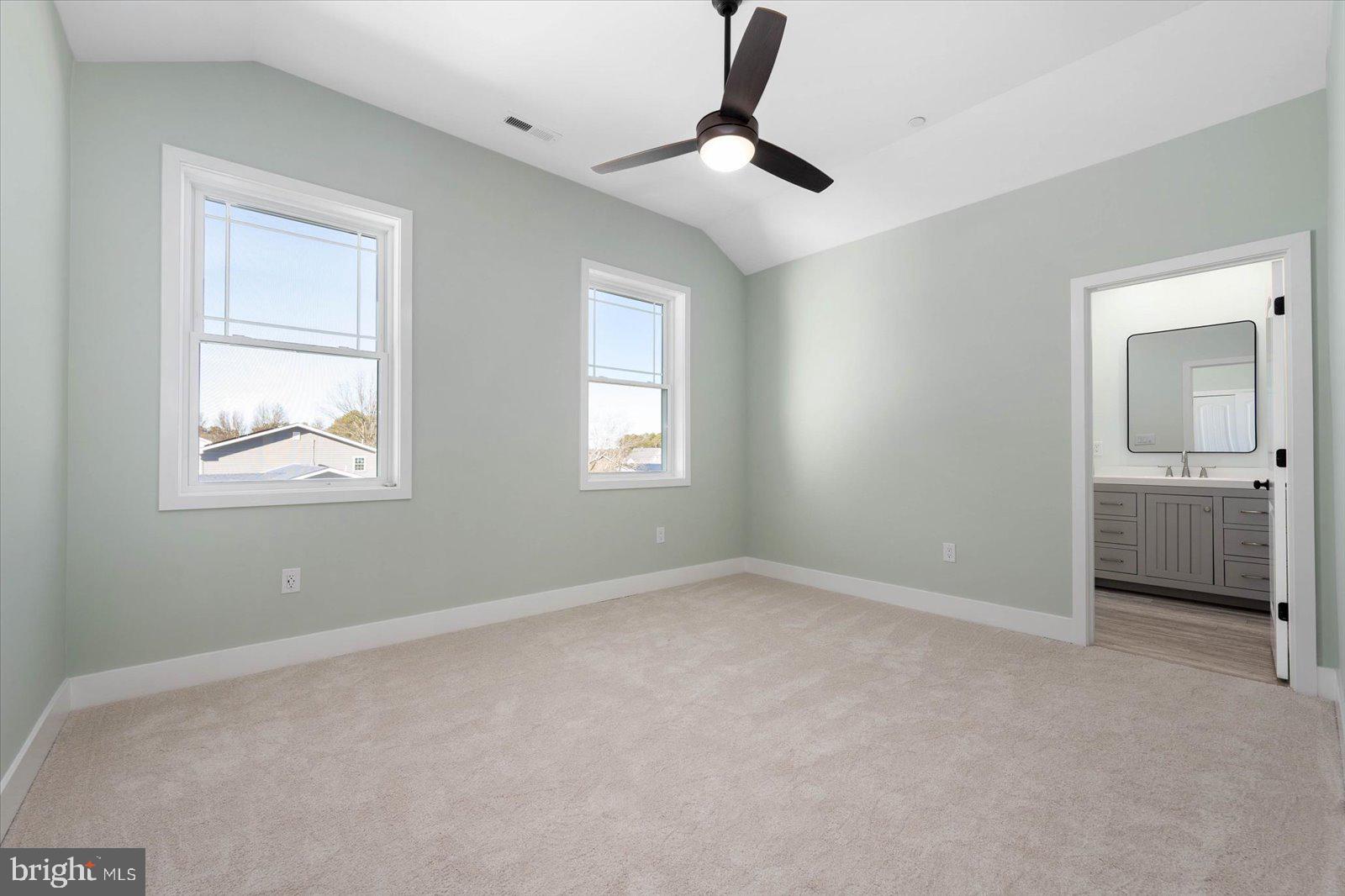 CAPE ISLE OF WIGHT - Residential