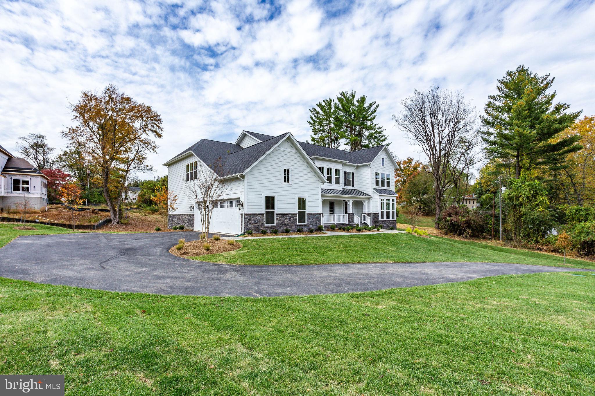 OAK VALLEY ESTATES - Residential