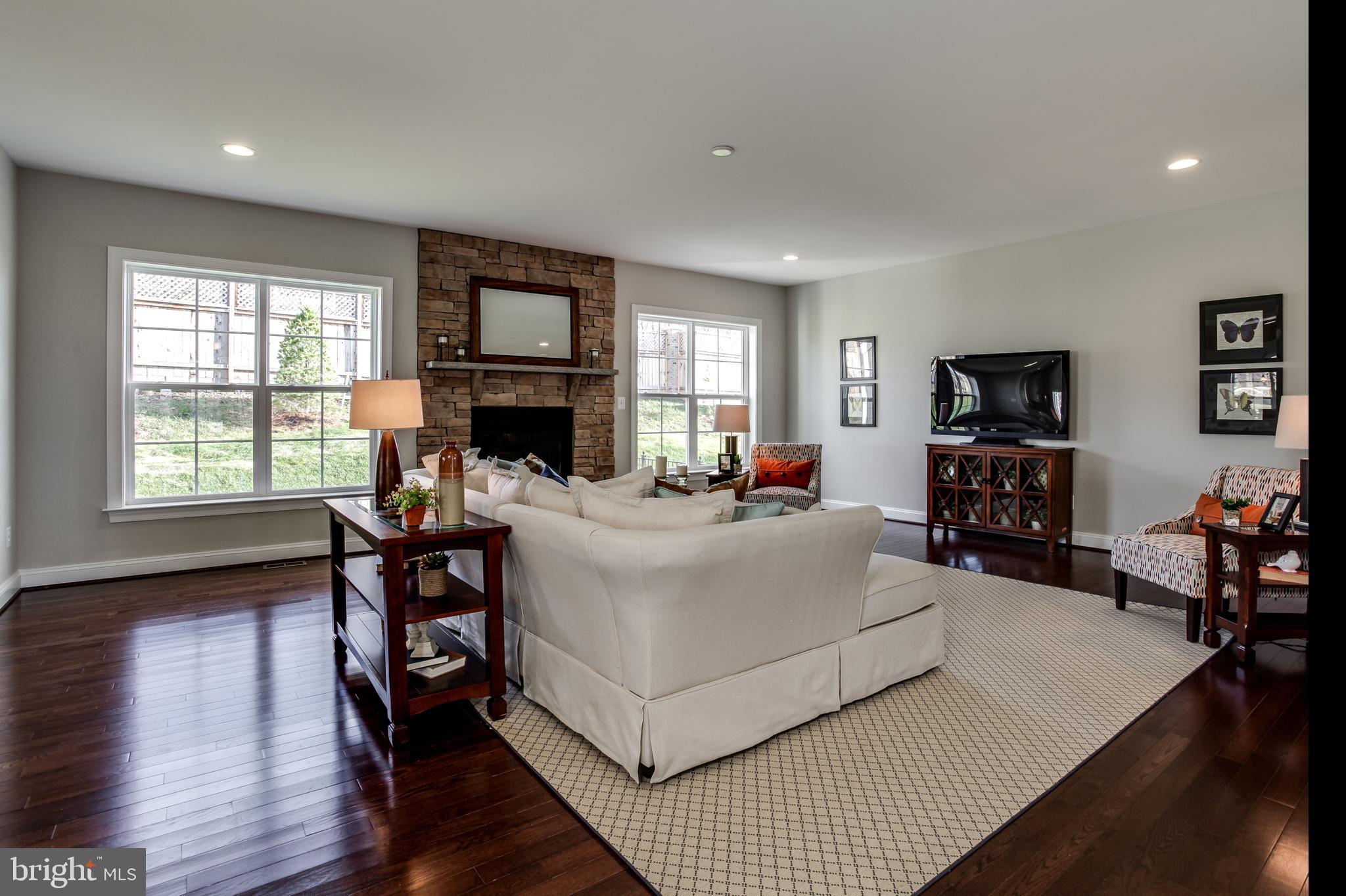 OAK VALLEY ESTATES - Residential