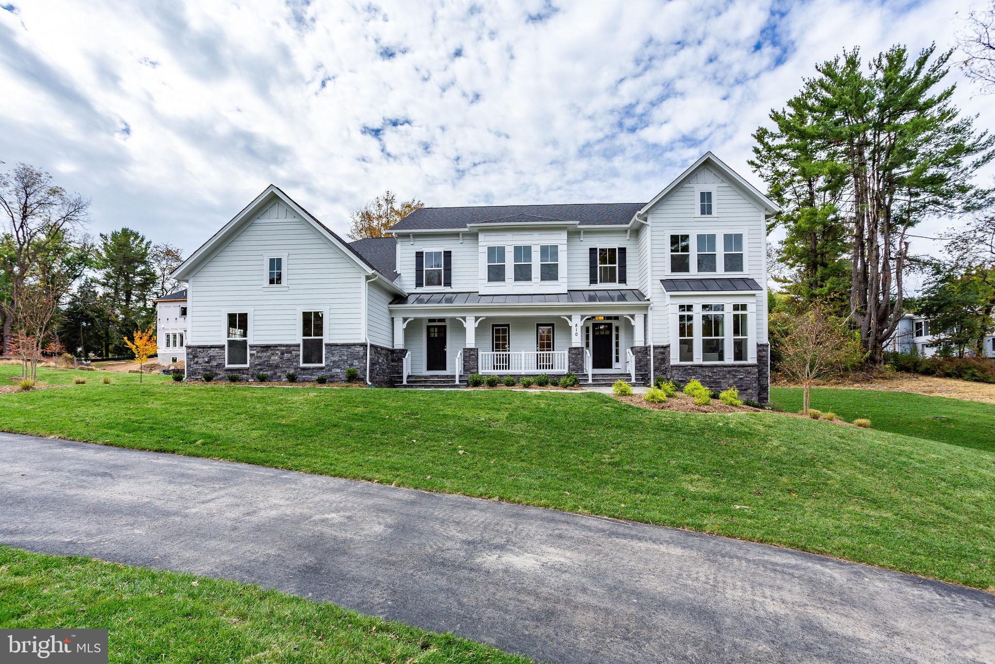 OAK VALLEY ESTATES - Residential