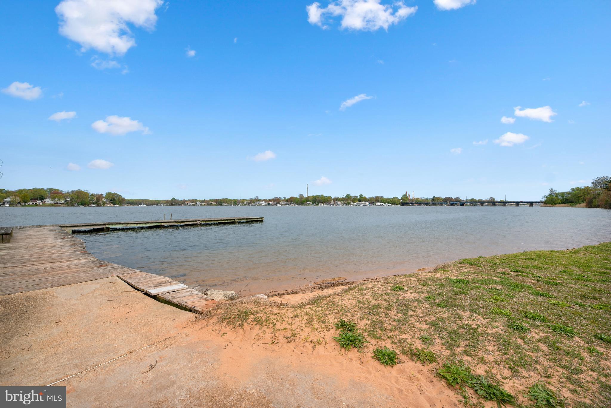 SUNSET BEACH - Residential