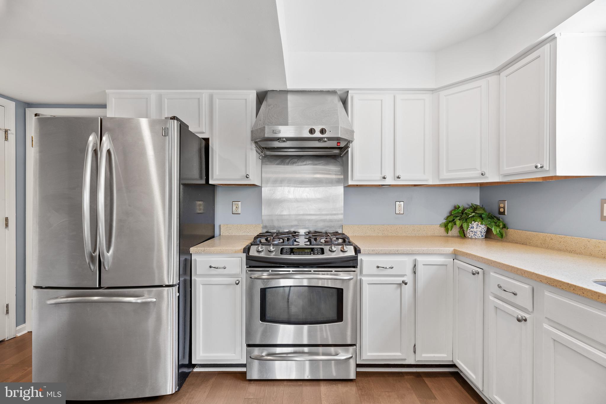 SUNSET BEACH - Residential