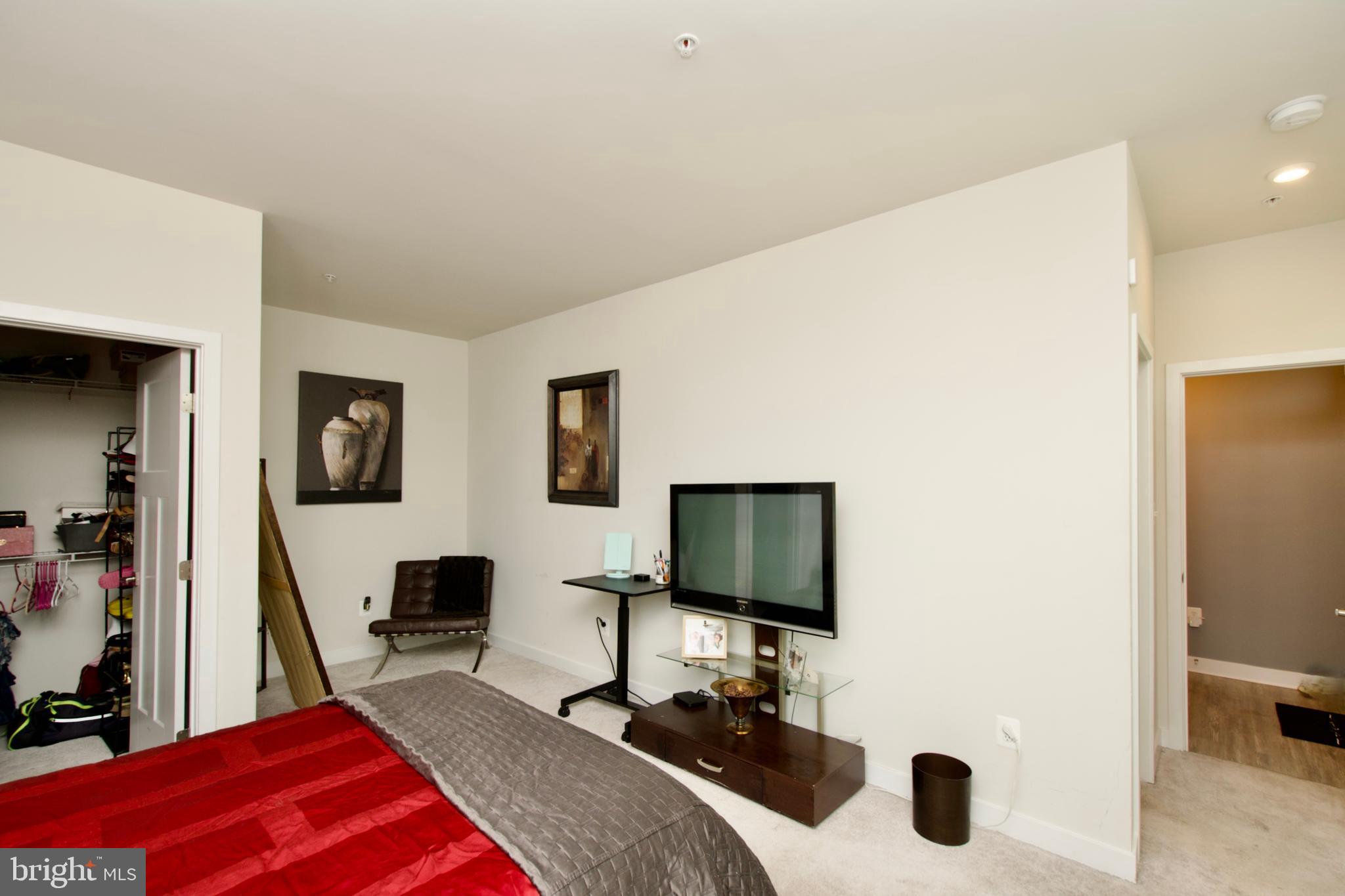 NORBOURNE PARK - Residential