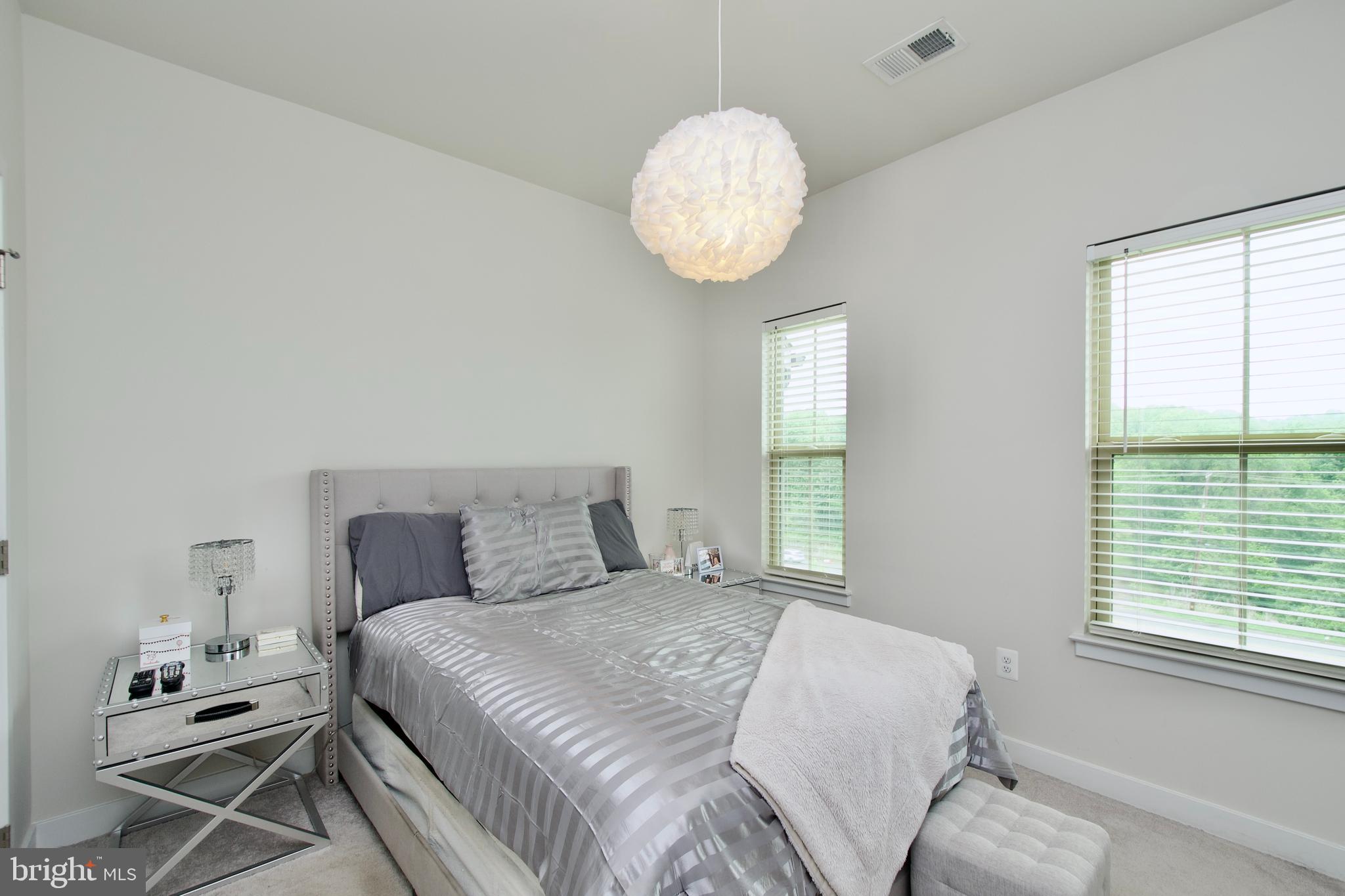 NORBOURNE PARK - Residential