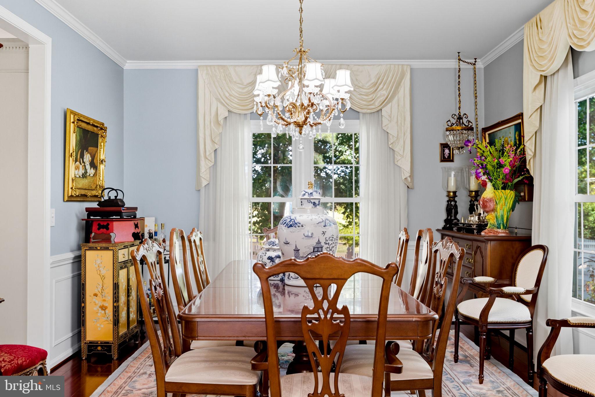 MEADOW HALL - Residential