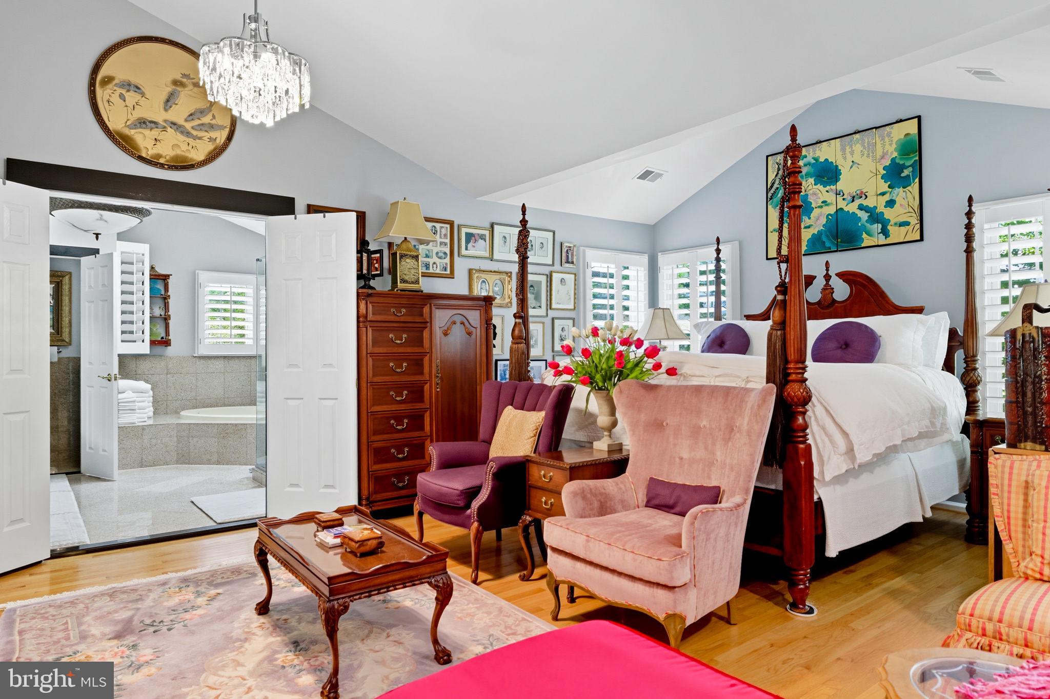 MEADOW HALL - Residential