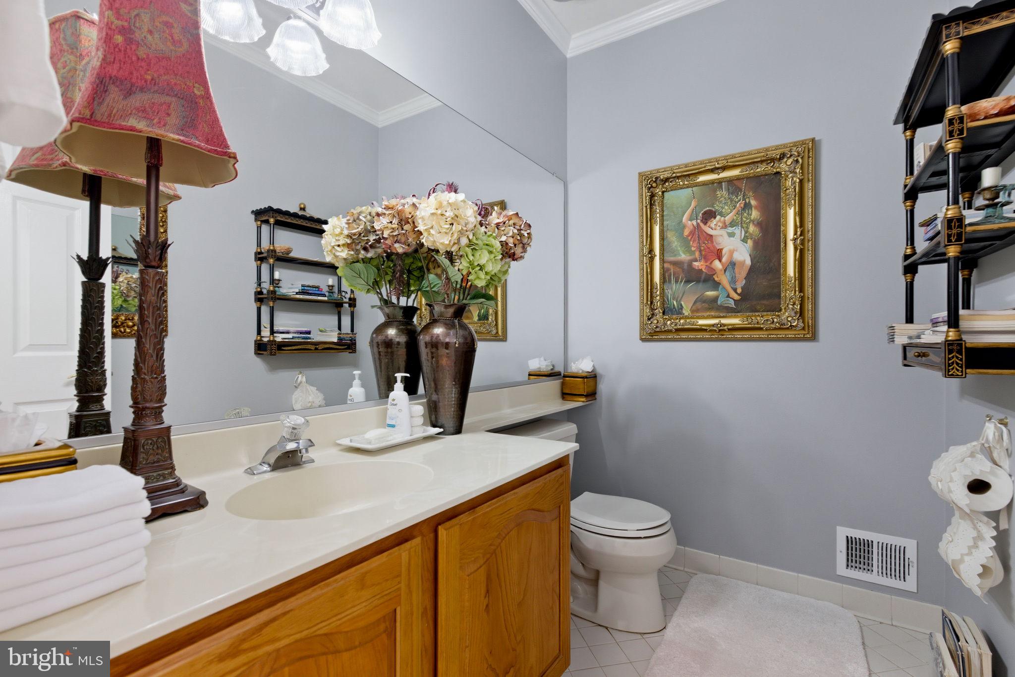 MEADOW HALL - Residential