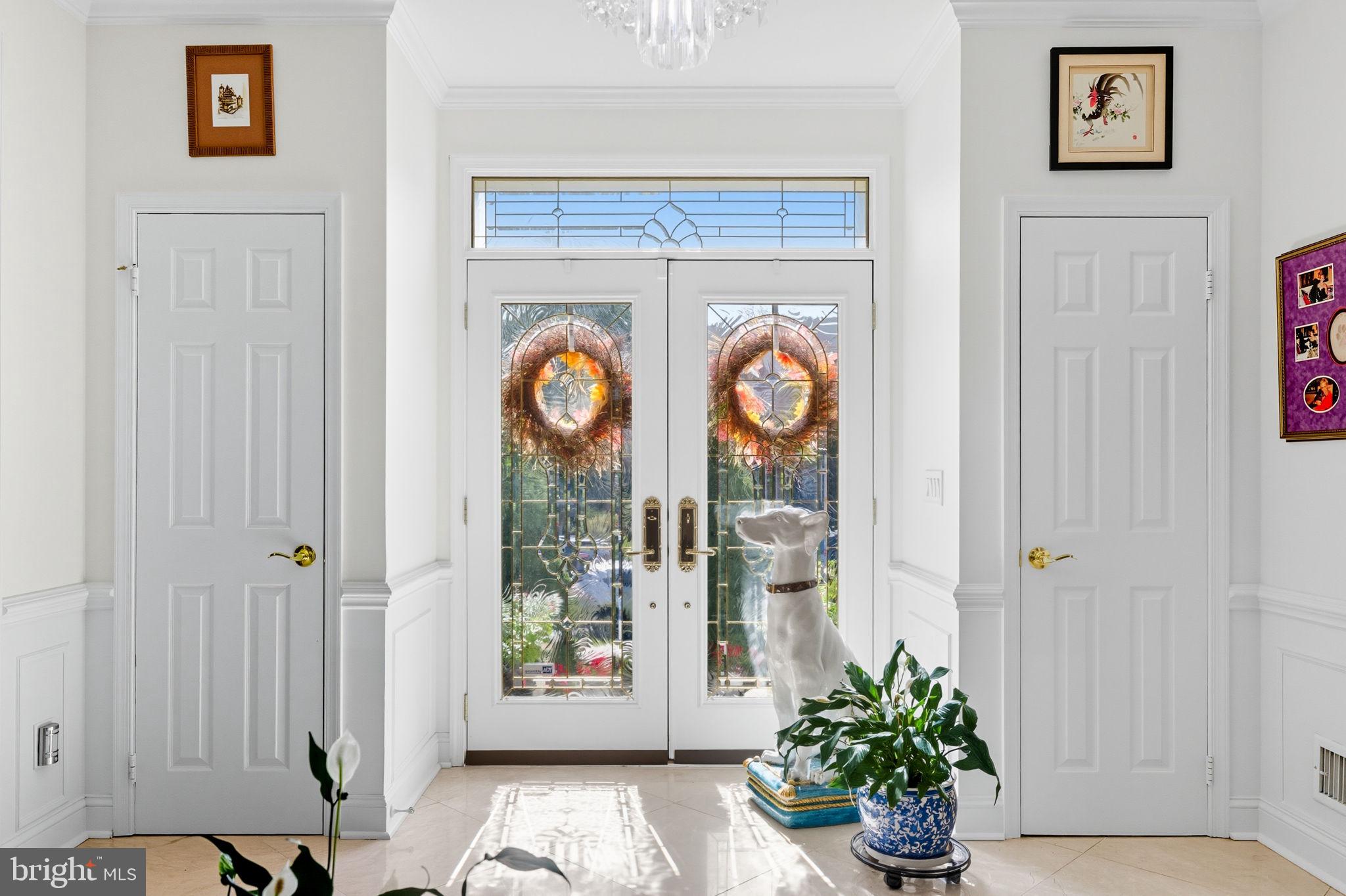 MEADOW HALL - Residential