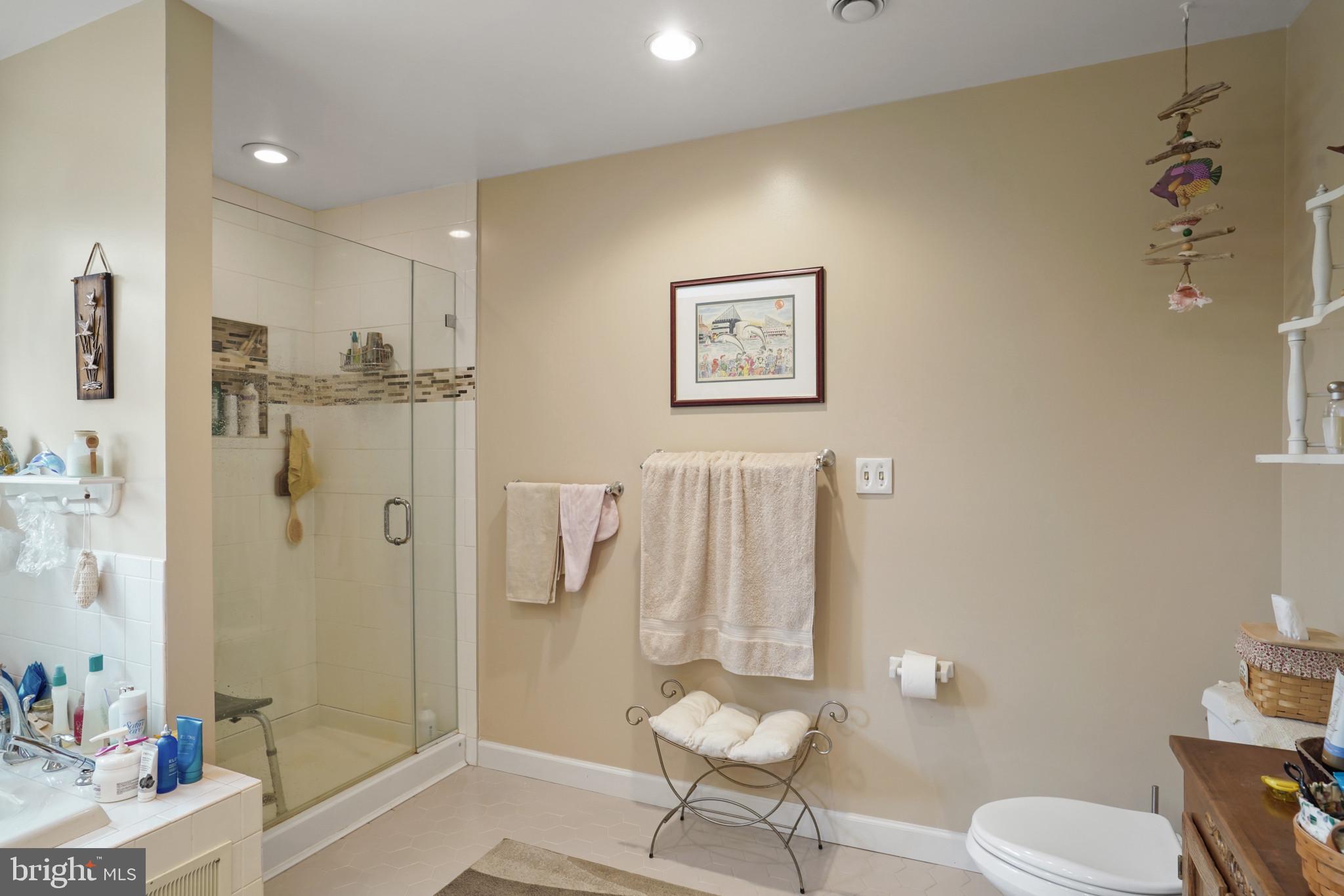 FOXHALL ESTATES - Residential