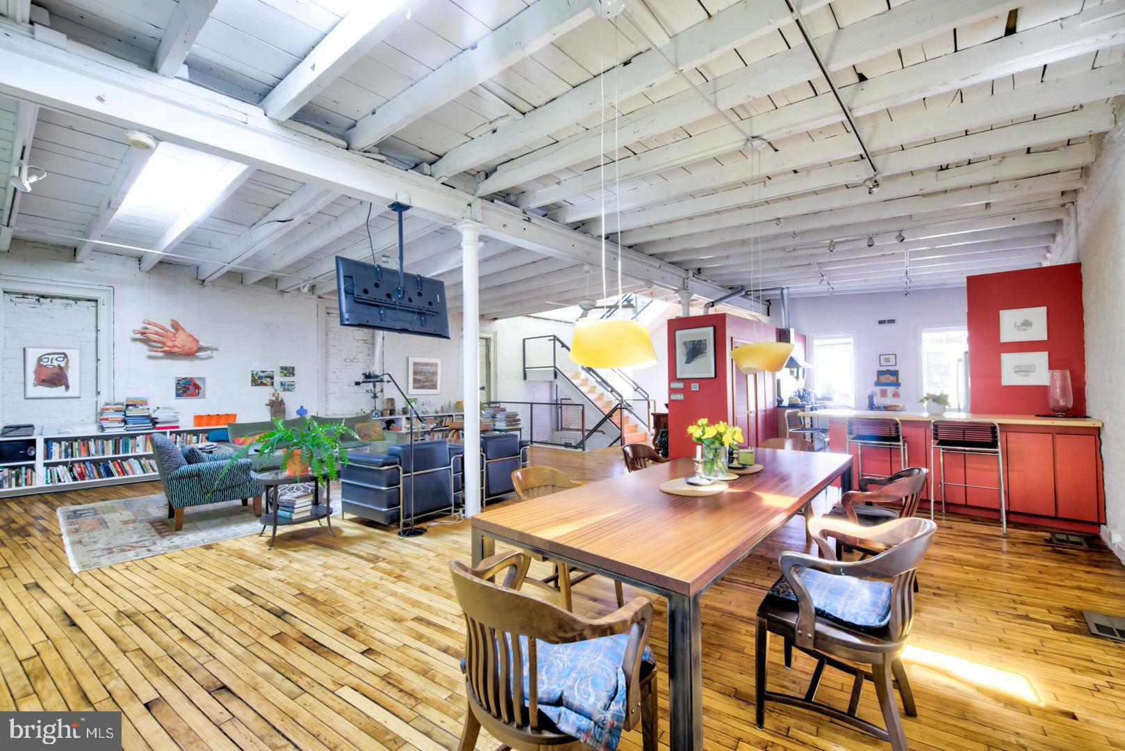 915 S 7TH STREET 17