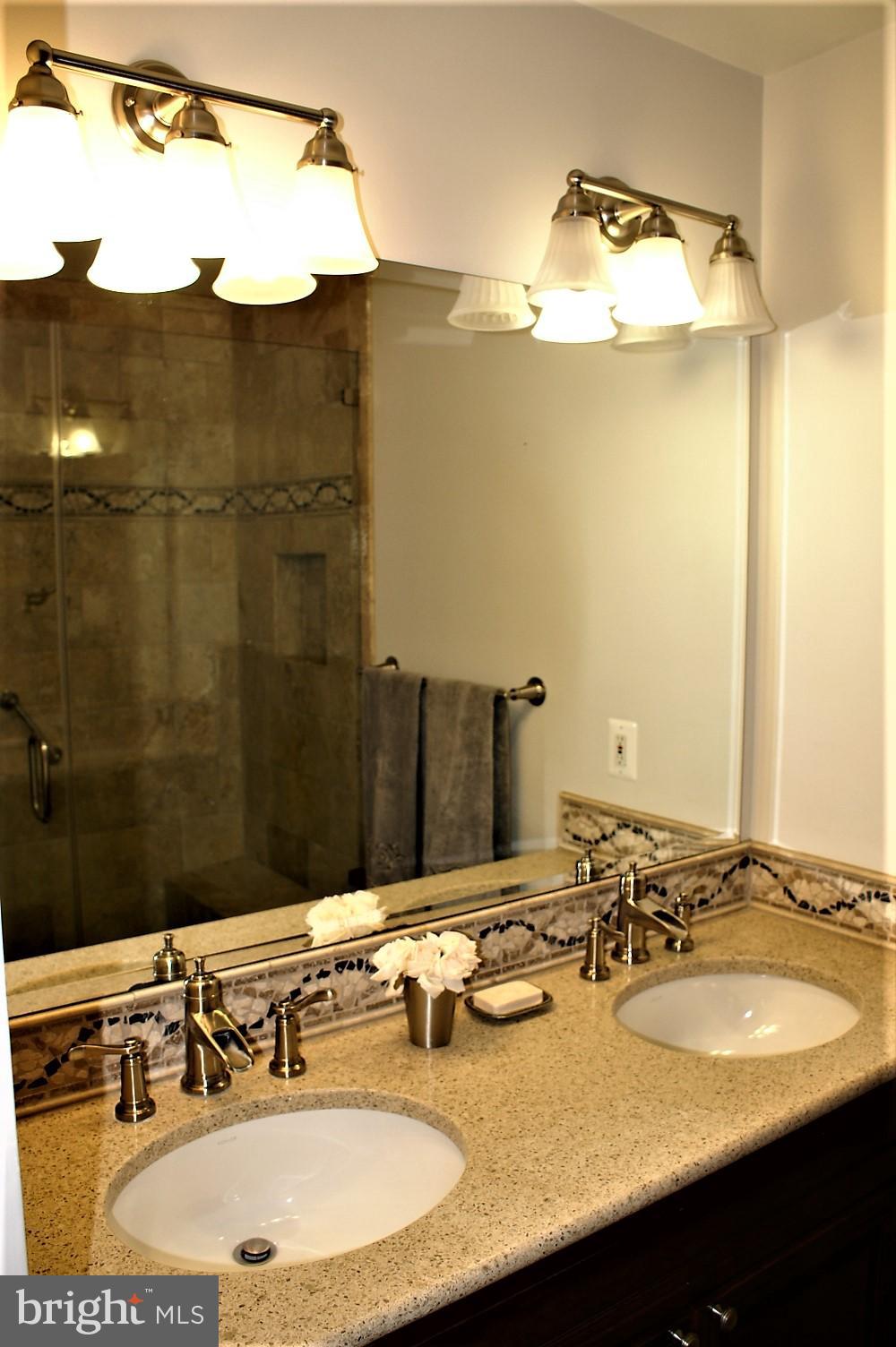 WILLOWRUN - Residential