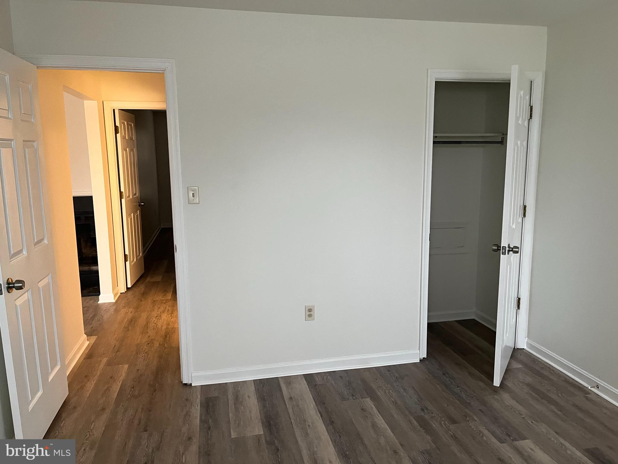 SEVEN OAKS - Residential Lease