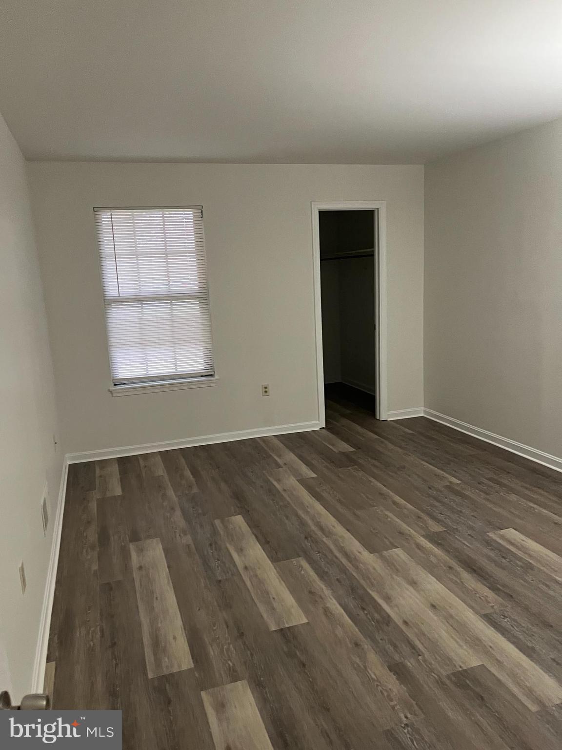 SEVEN OAKS - Residential Lease