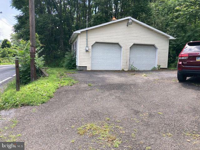 552 MOUNT OLIVE BLVD.
