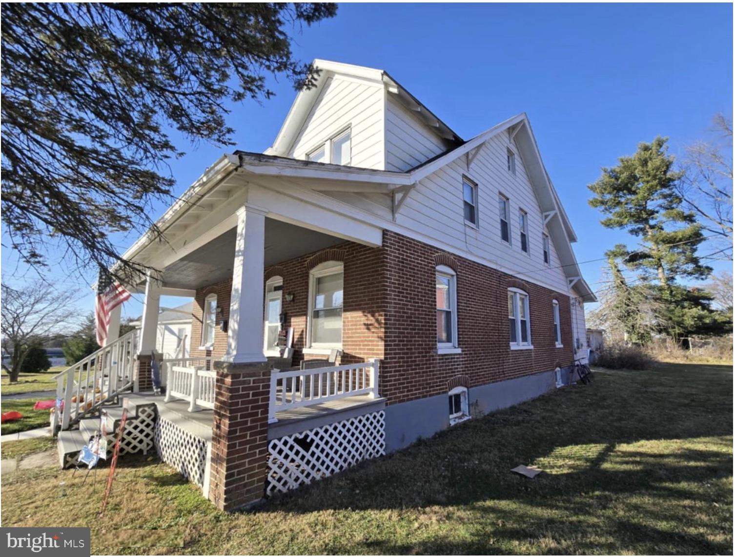 HALFWAY - Residential