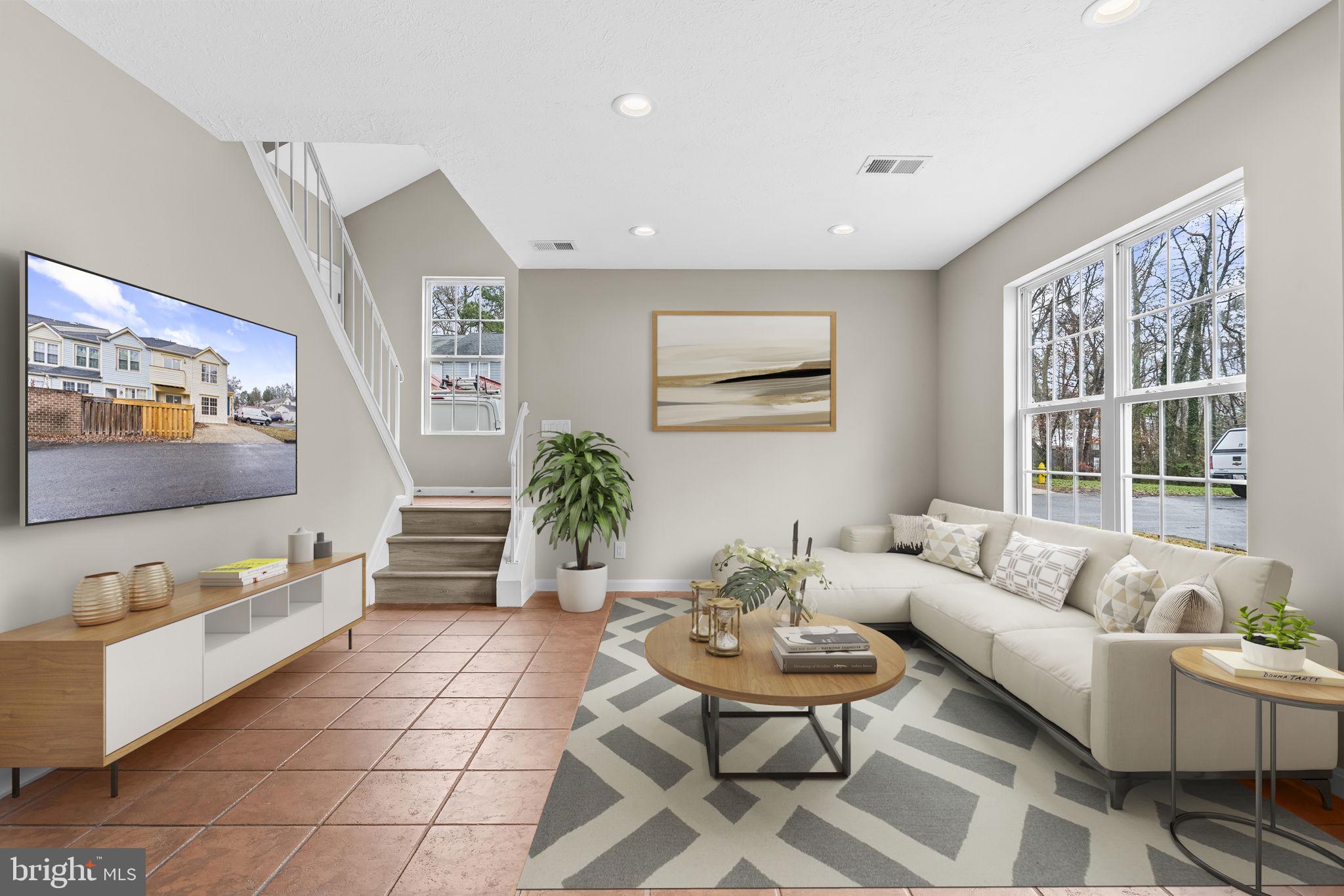 COLUMBIA COMMONS - Residential Lease