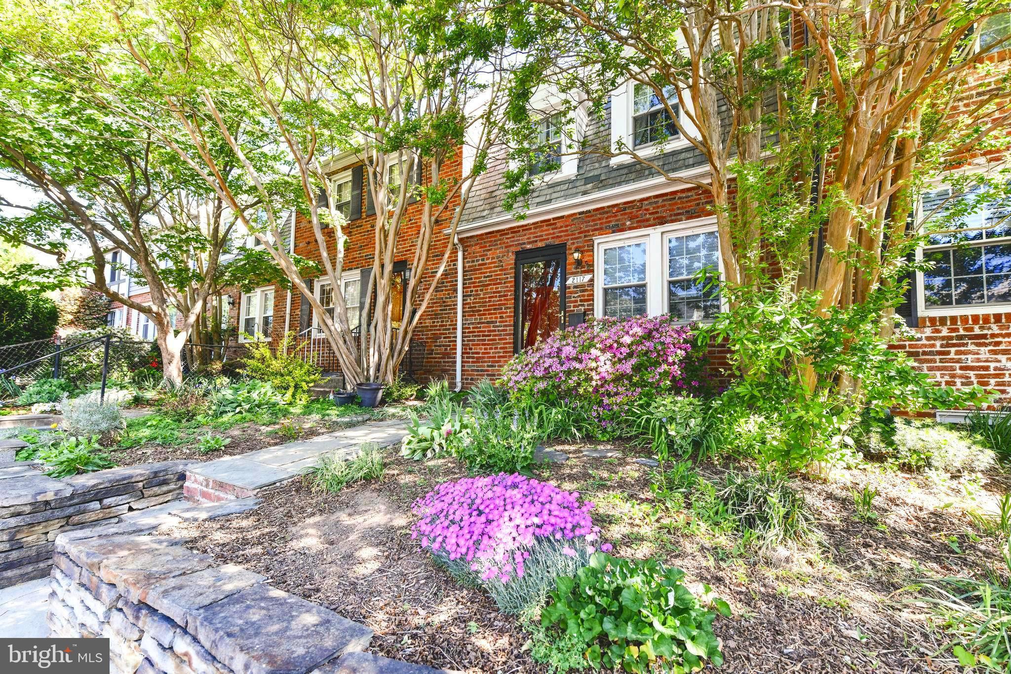 2117 N BRANDYWINE STREET